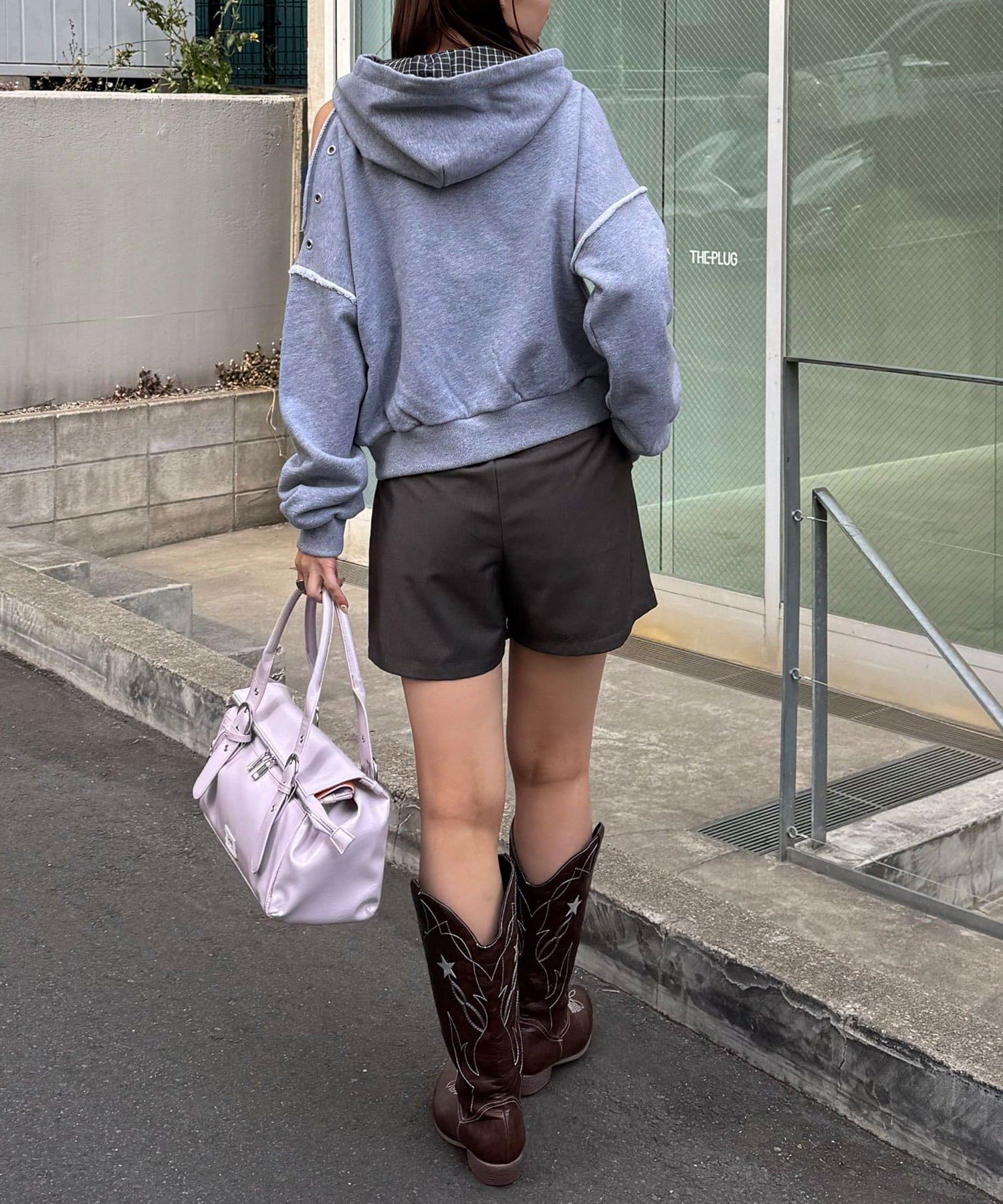 CIAOPANIC(チャオパニック) ショルダースリットハトメワッペンジップパーカー