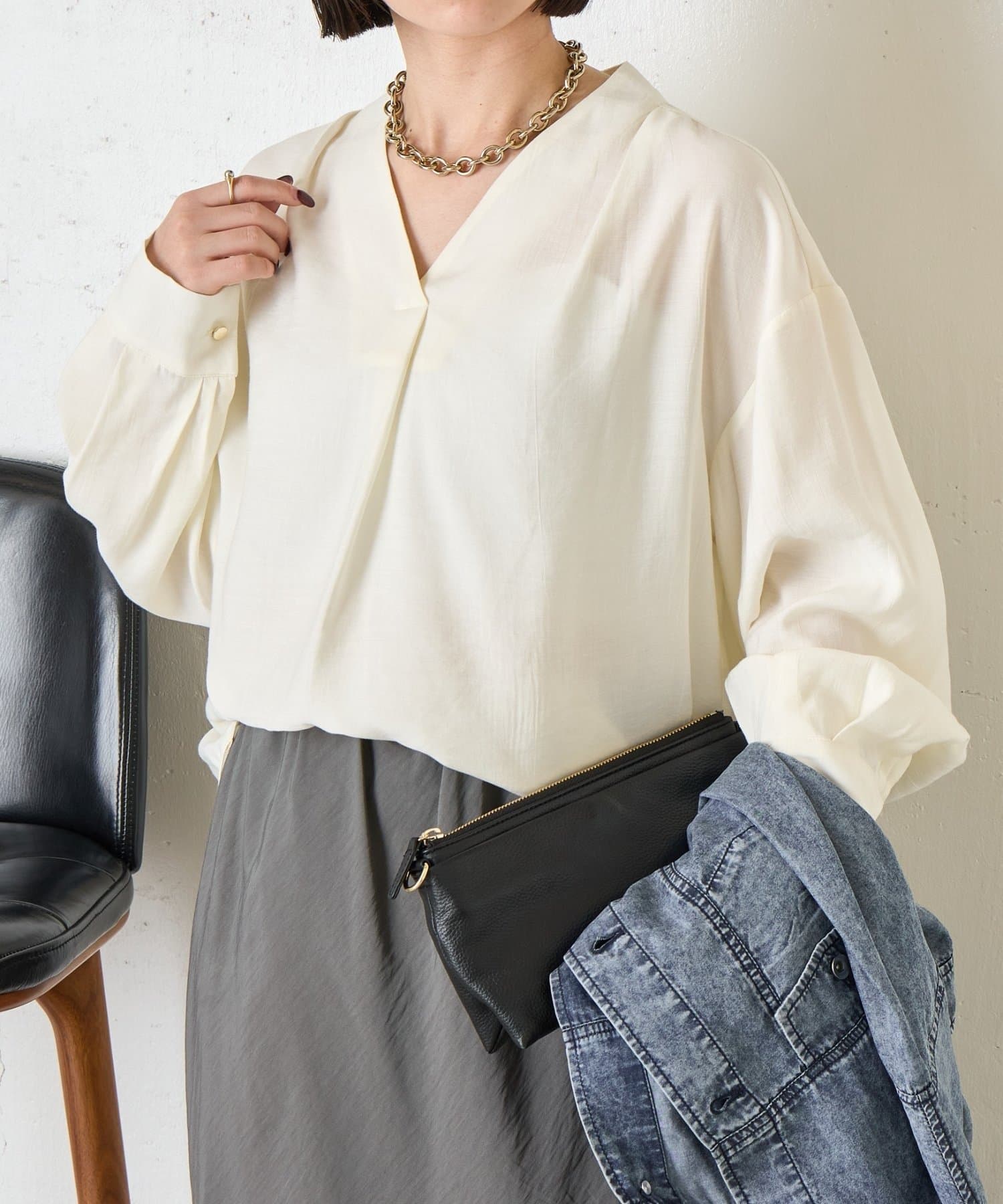 Jena　espace merveilleux(ジェナ　エスパスメルヴェイユ) ワンタックプルオーバーシャツ