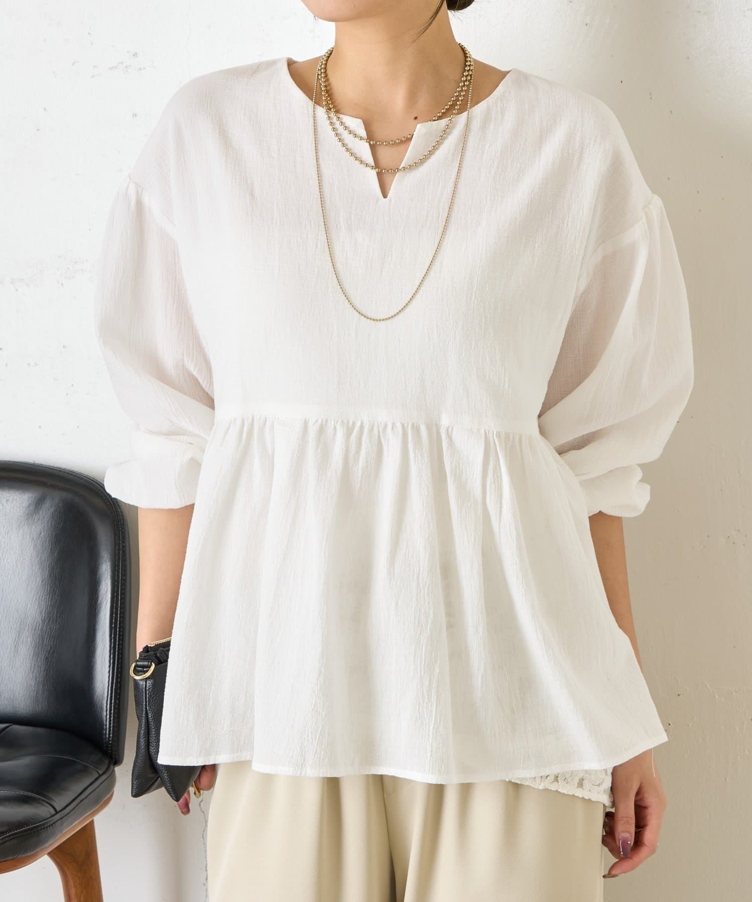 Jena　espace merveilleux(ジェナ　エスパスメルヴェイユ) ヨウリュウペプラムブラウス