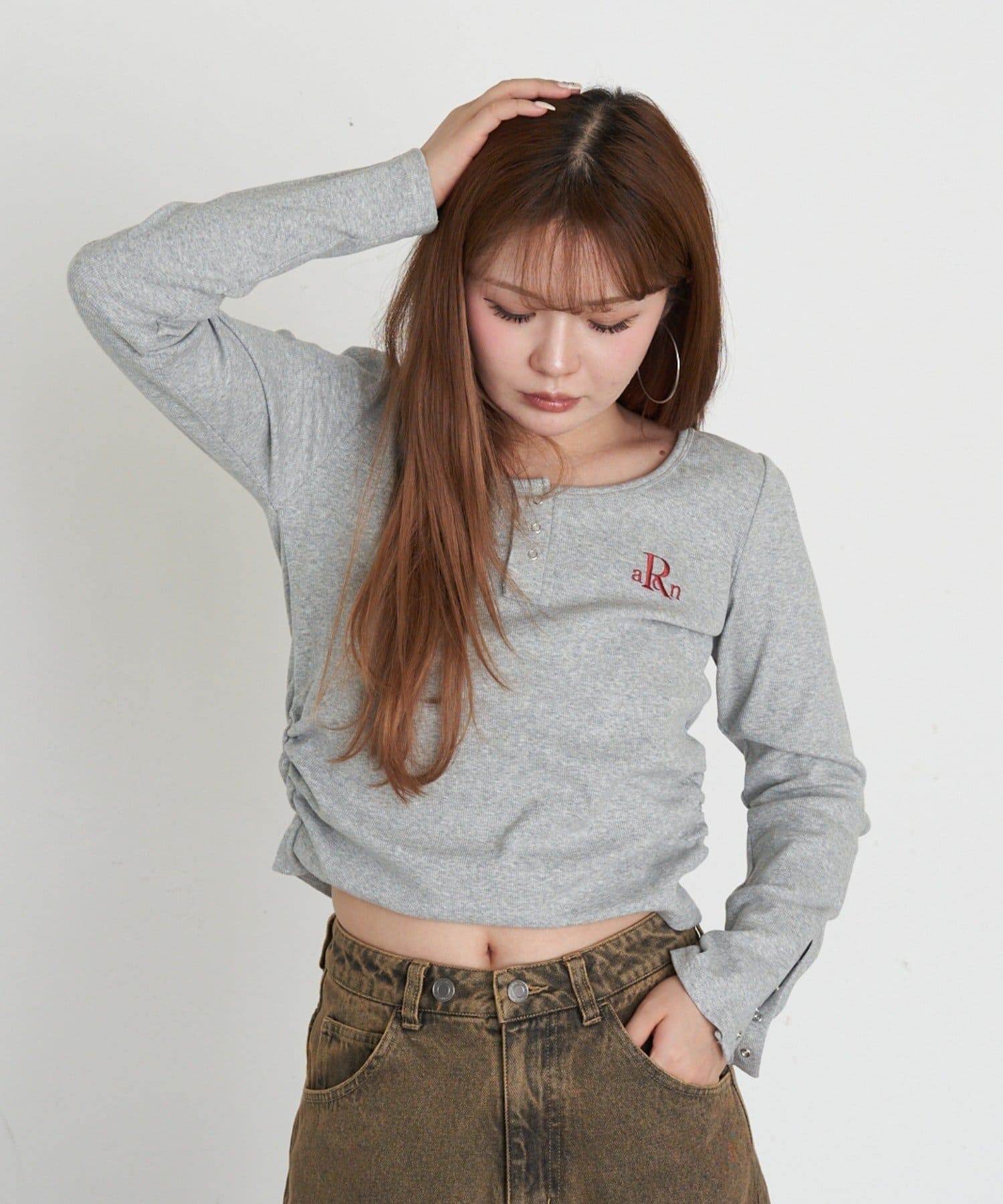 RAY CASSIN(レイカズン) 【5色展開　無地 / ボーダー】胸刺繍UネックヘンリーロンT