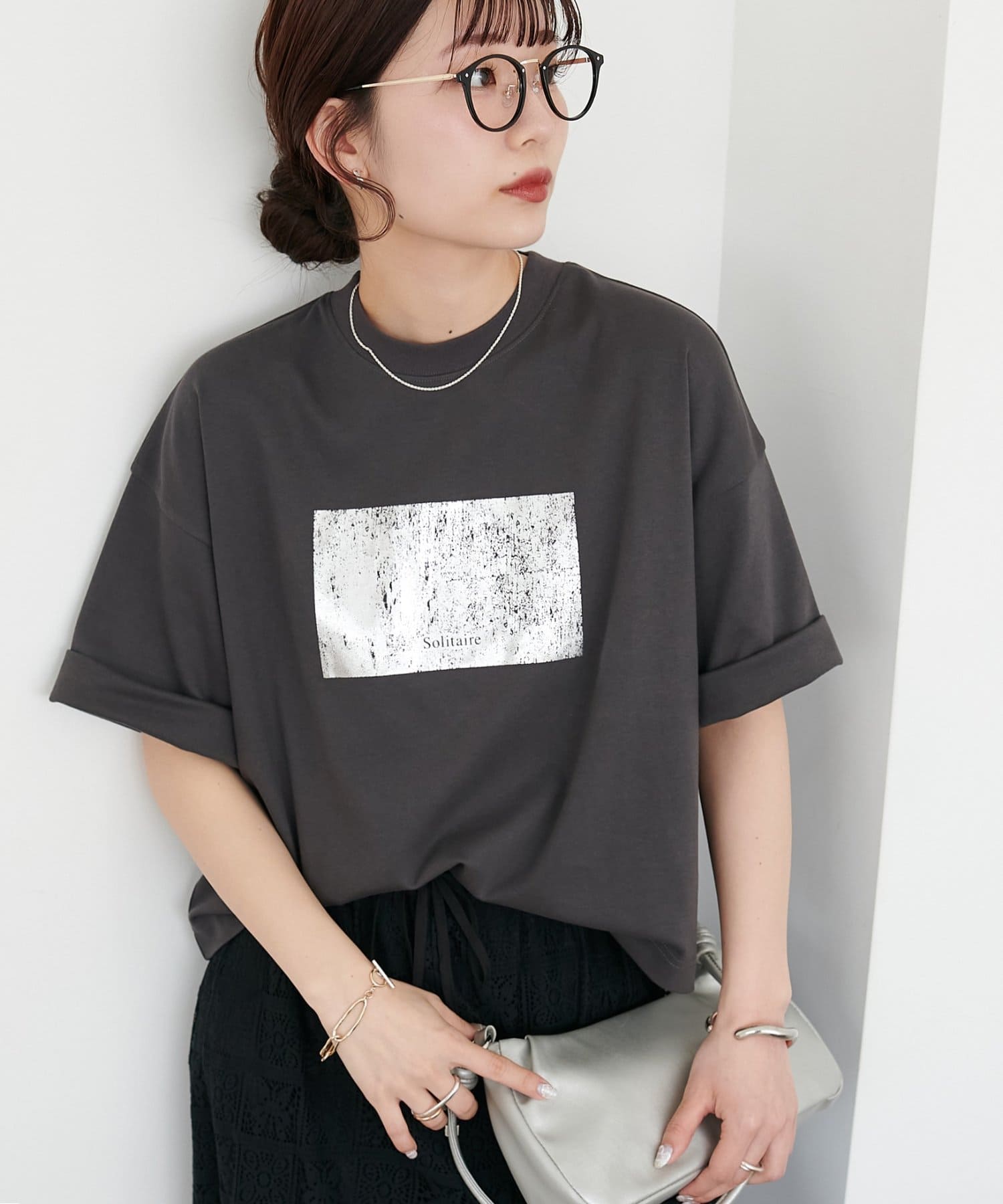 COLONY 2139(コロニー トゥーワンスリーナイン) 箔プリント半袖Ｔシャツ