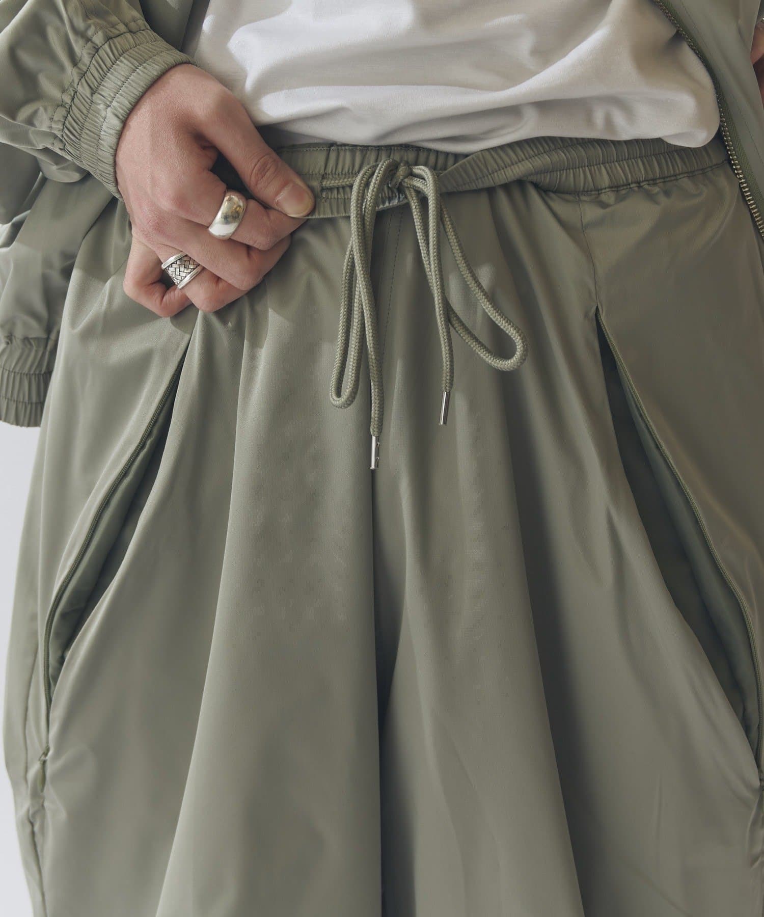 Lui's(ルイス) シルク混ソフトタッチイージーパンツ