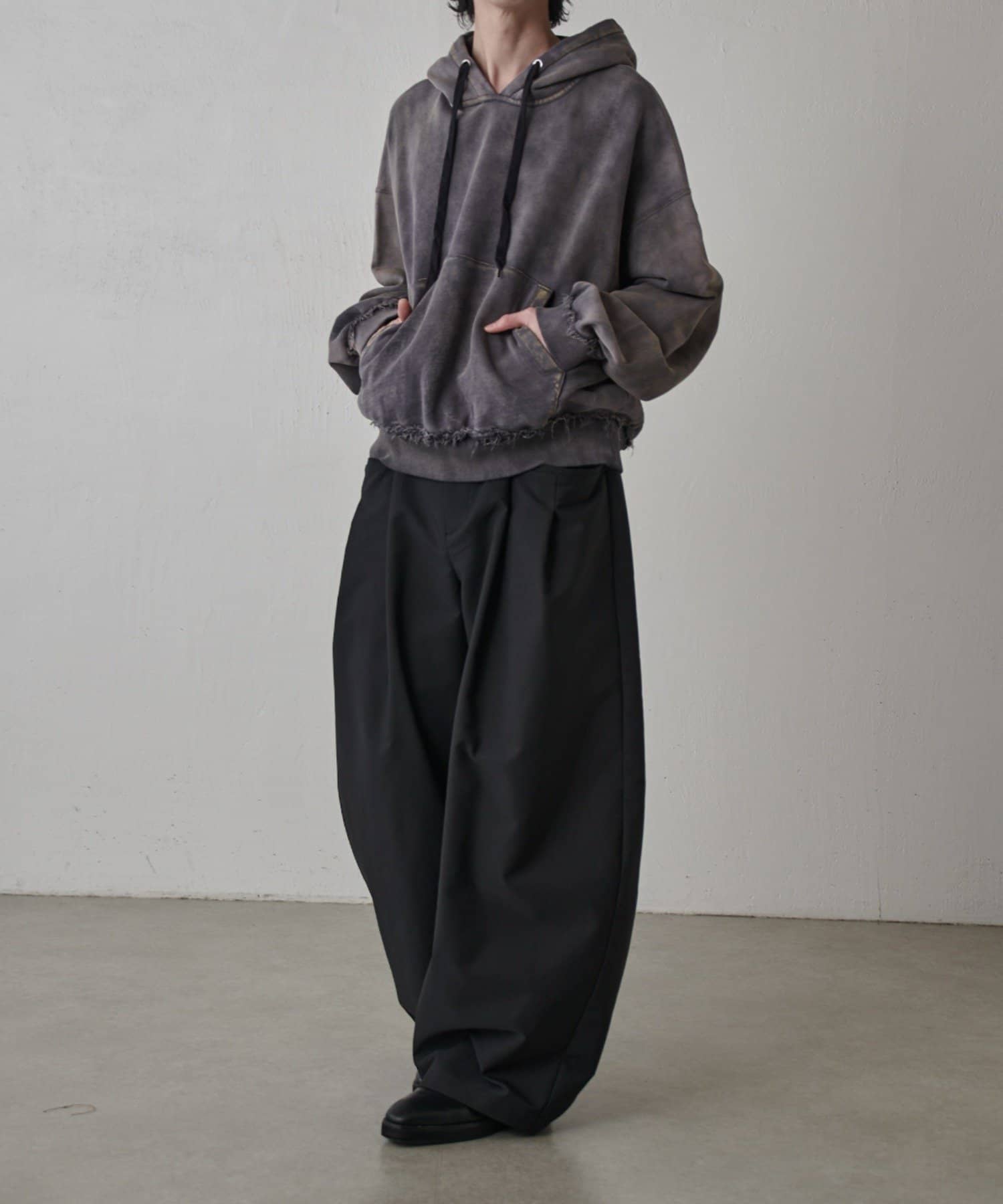 Lui's(ルイス) GOATボリュームパーカー