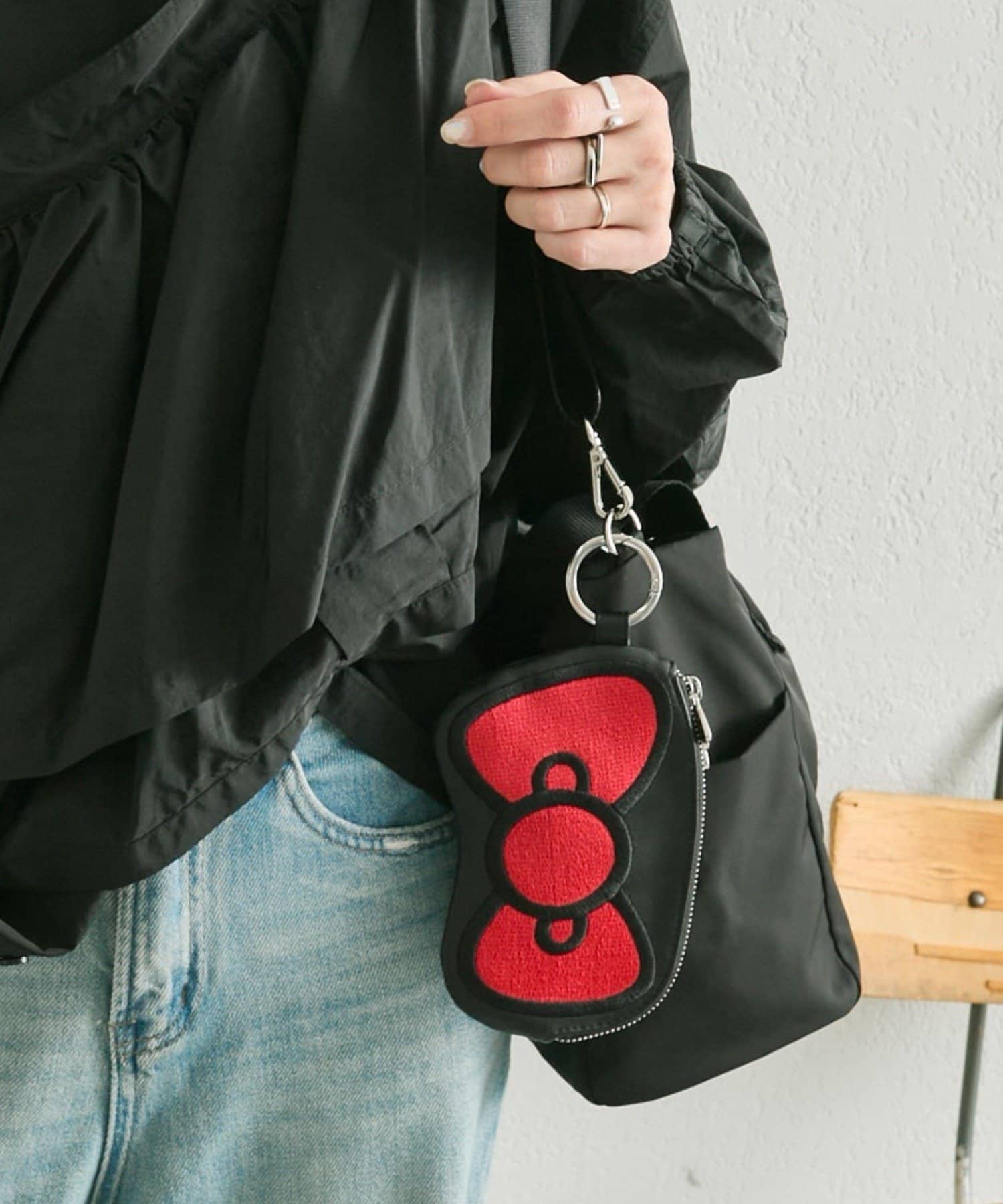 ear PAPILLONNER(イア パピヨネ) 【HELLO KITTY（ハローキティ）×ear】コラボレザーケース《本革》