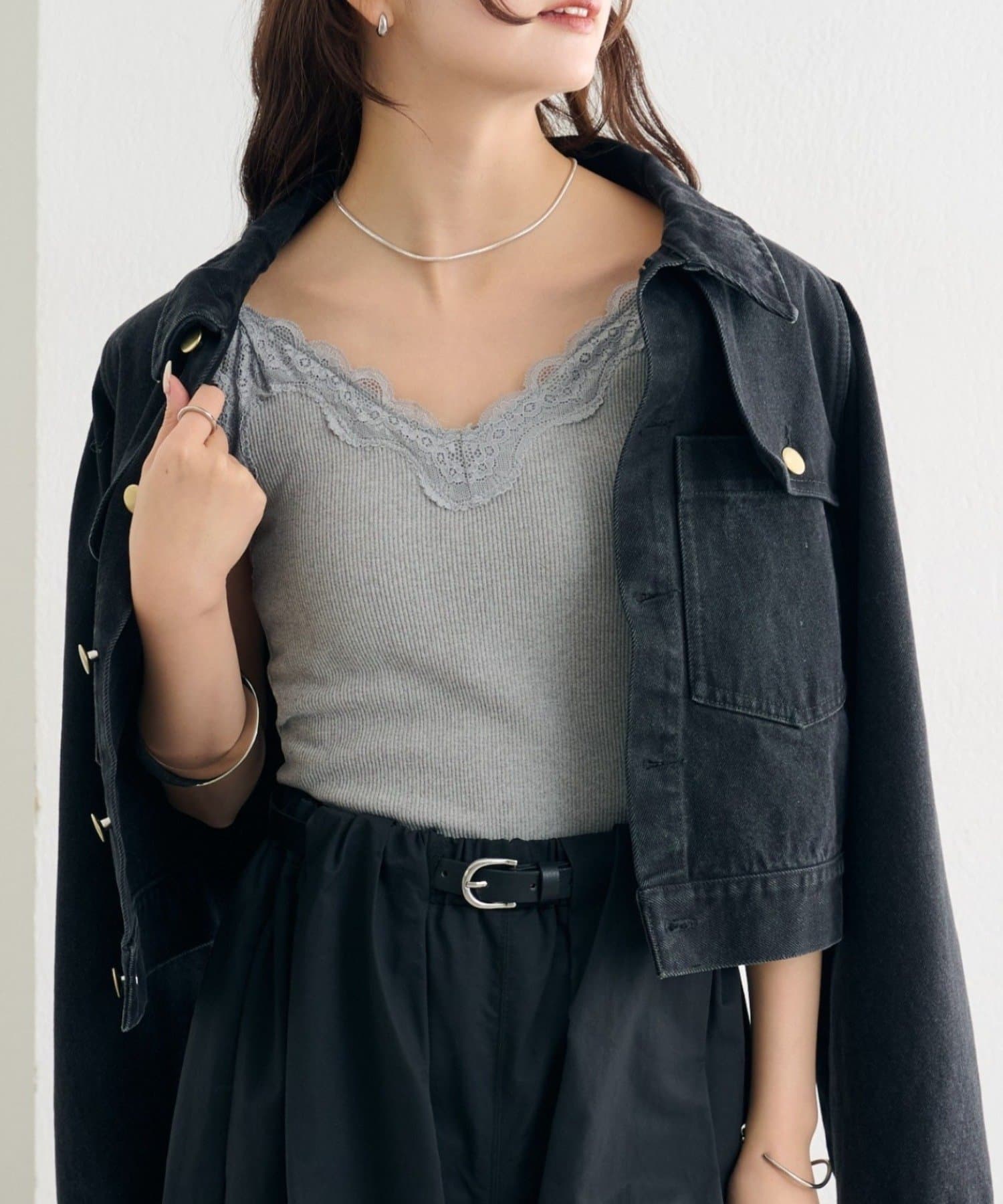 mystic(ミスティック) パット付きVレースキャミソール