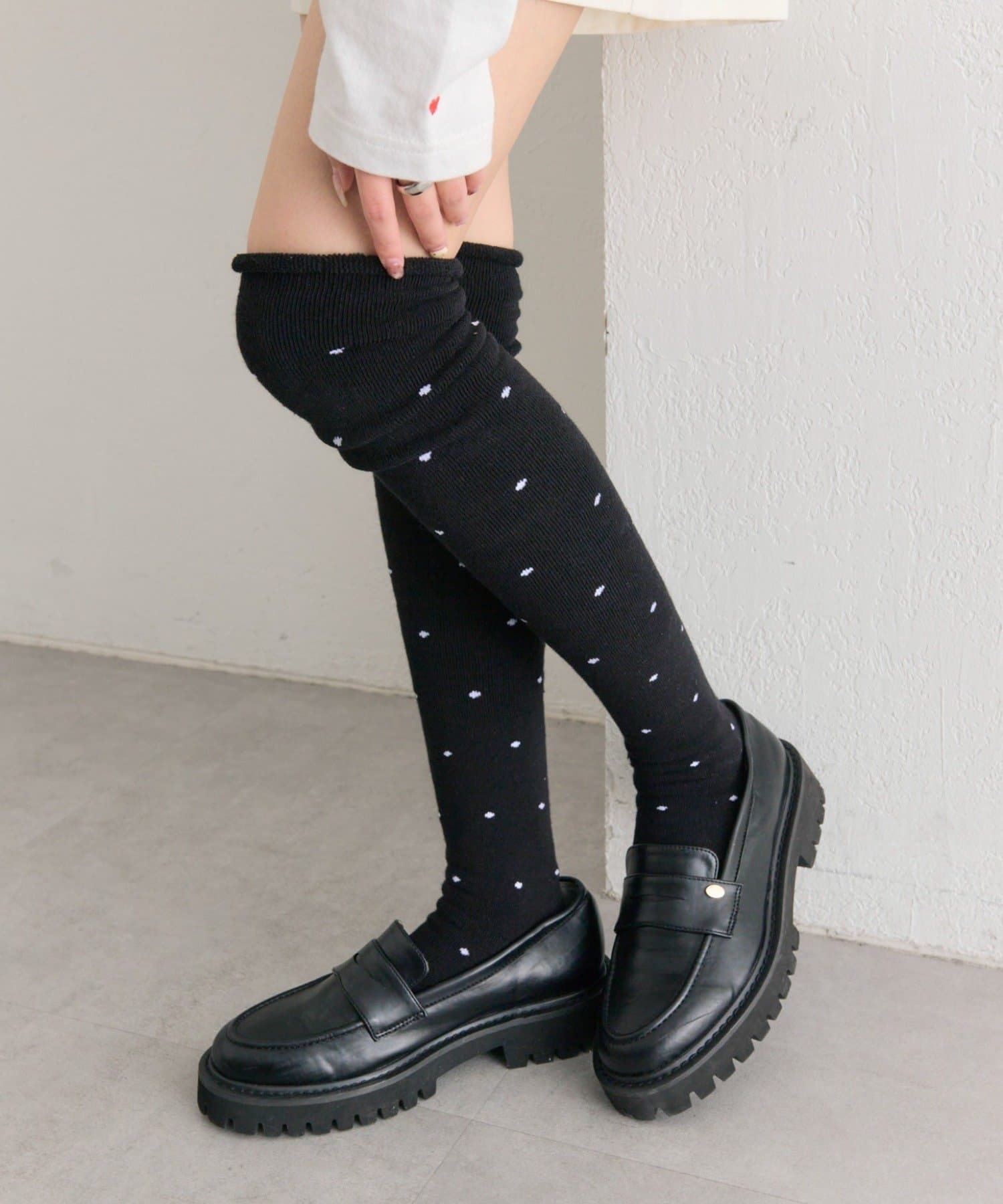 mystic(ミスティック) ドットハイソックス