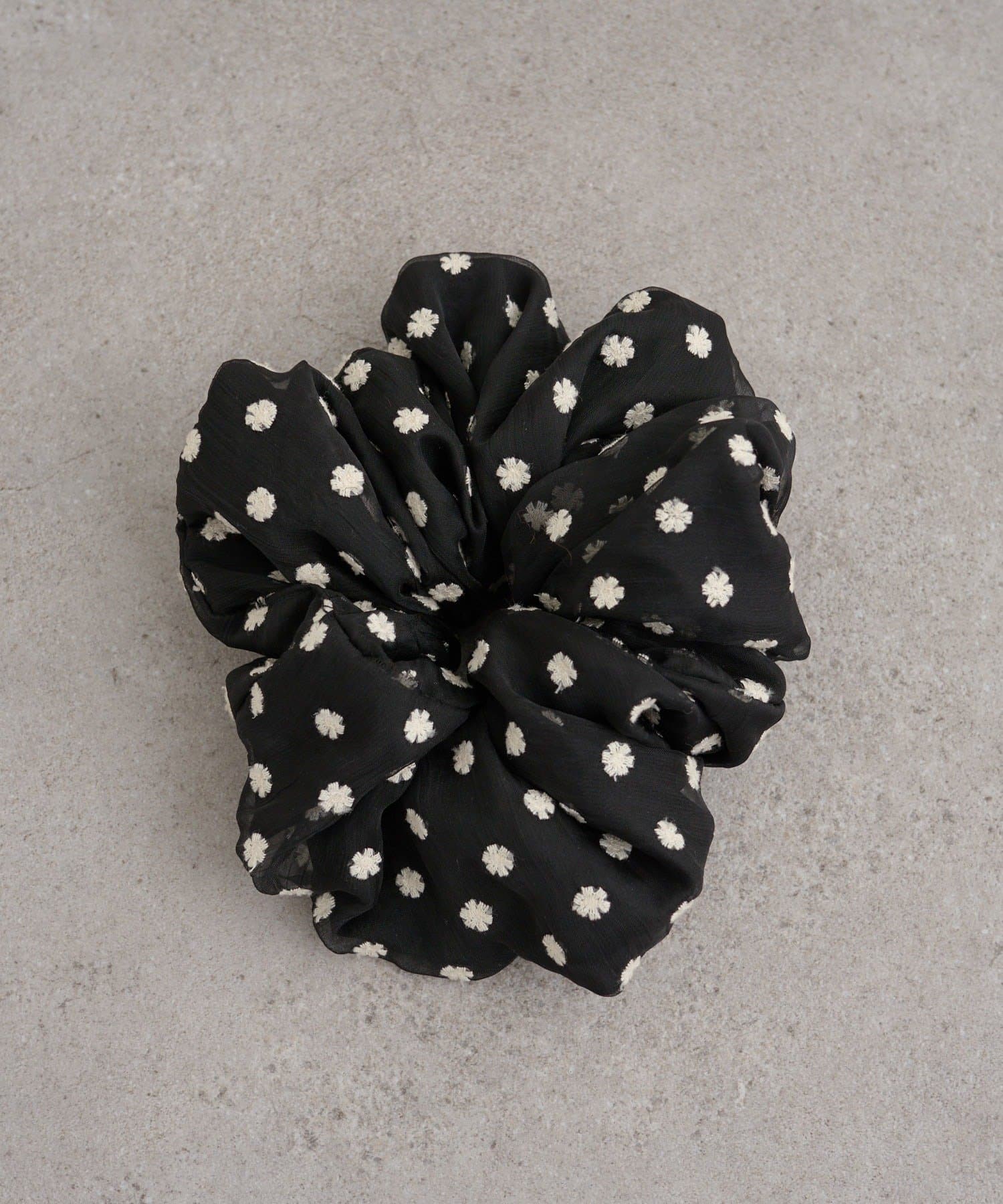 mystic(ミスティック) ドットフラワーシュシュ