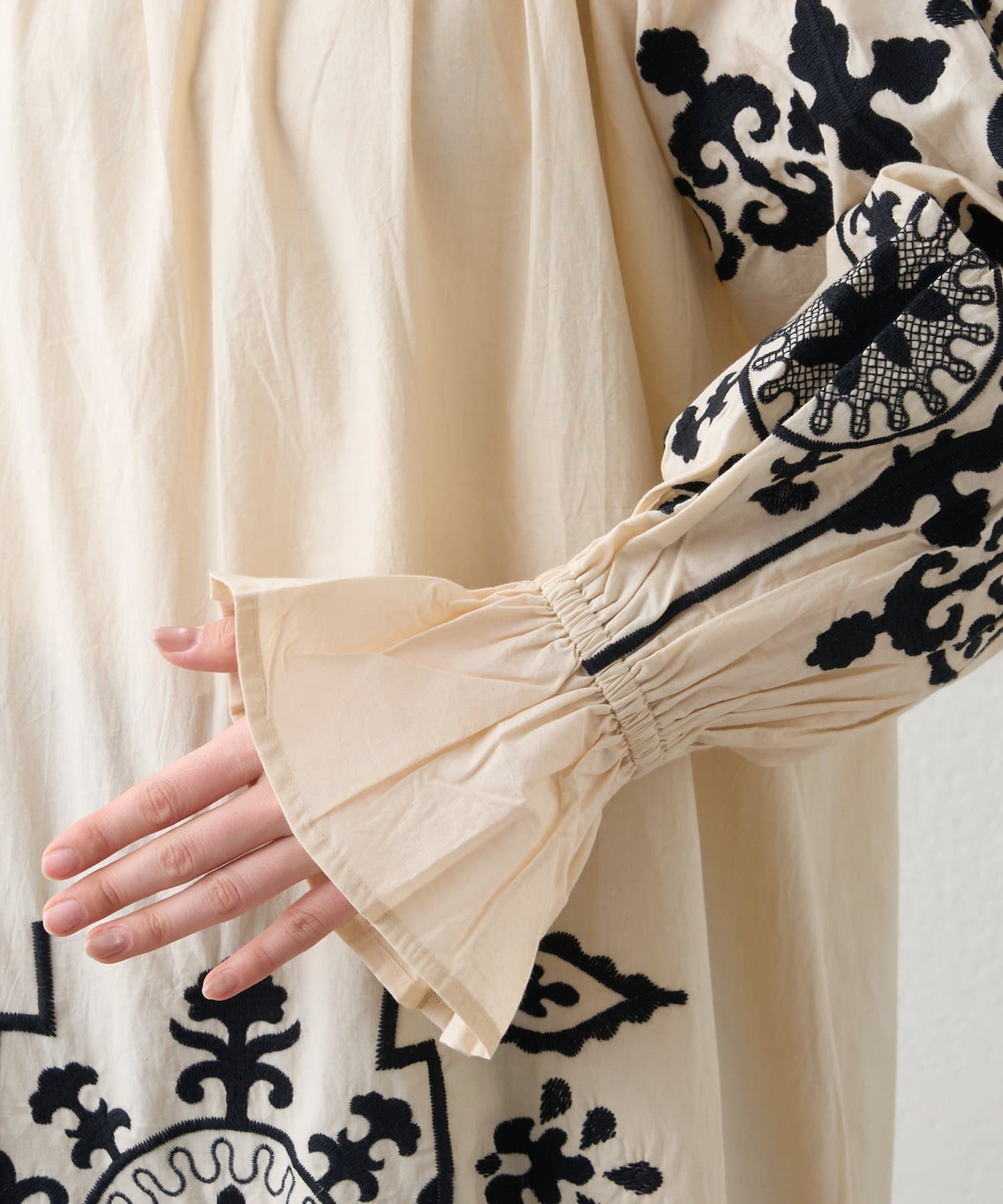 CIAOPANIC TYPY(チャオパニックティピー) 【Aguni】2WAY刺繍ボリュームワンピース