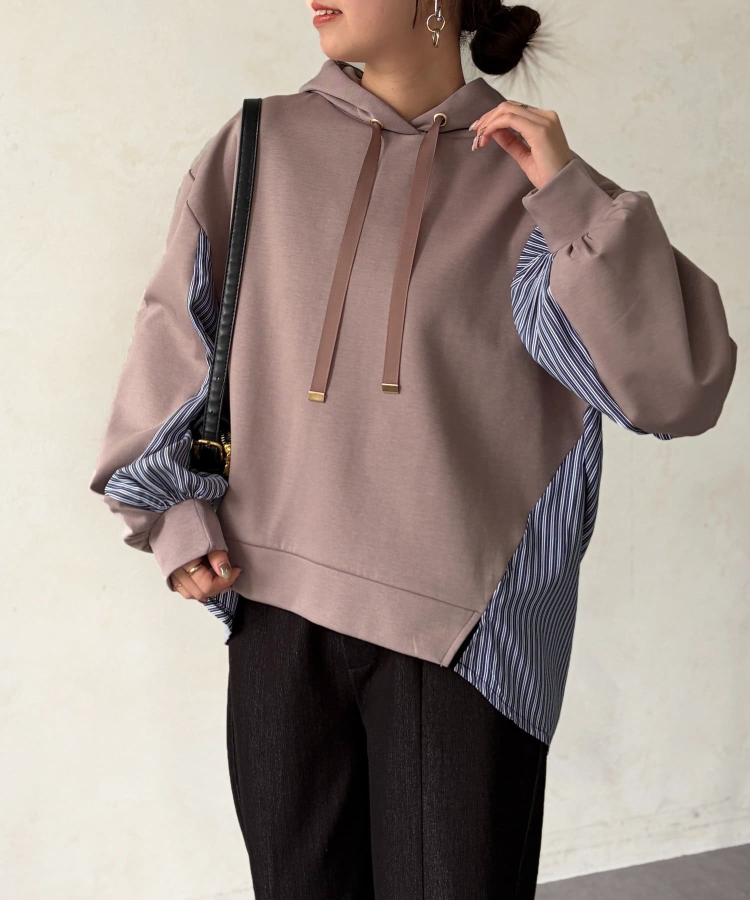 Chez toi(シェトワ) ダンボールBACKストライプ切替パーカー