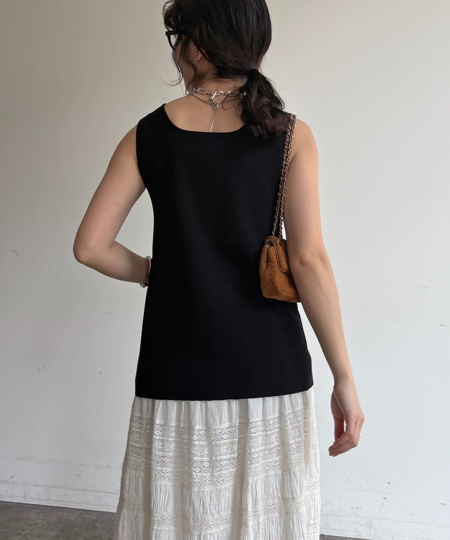 DOUDOU(ドゥドゥ) フロントボタンスクエアニットタンク