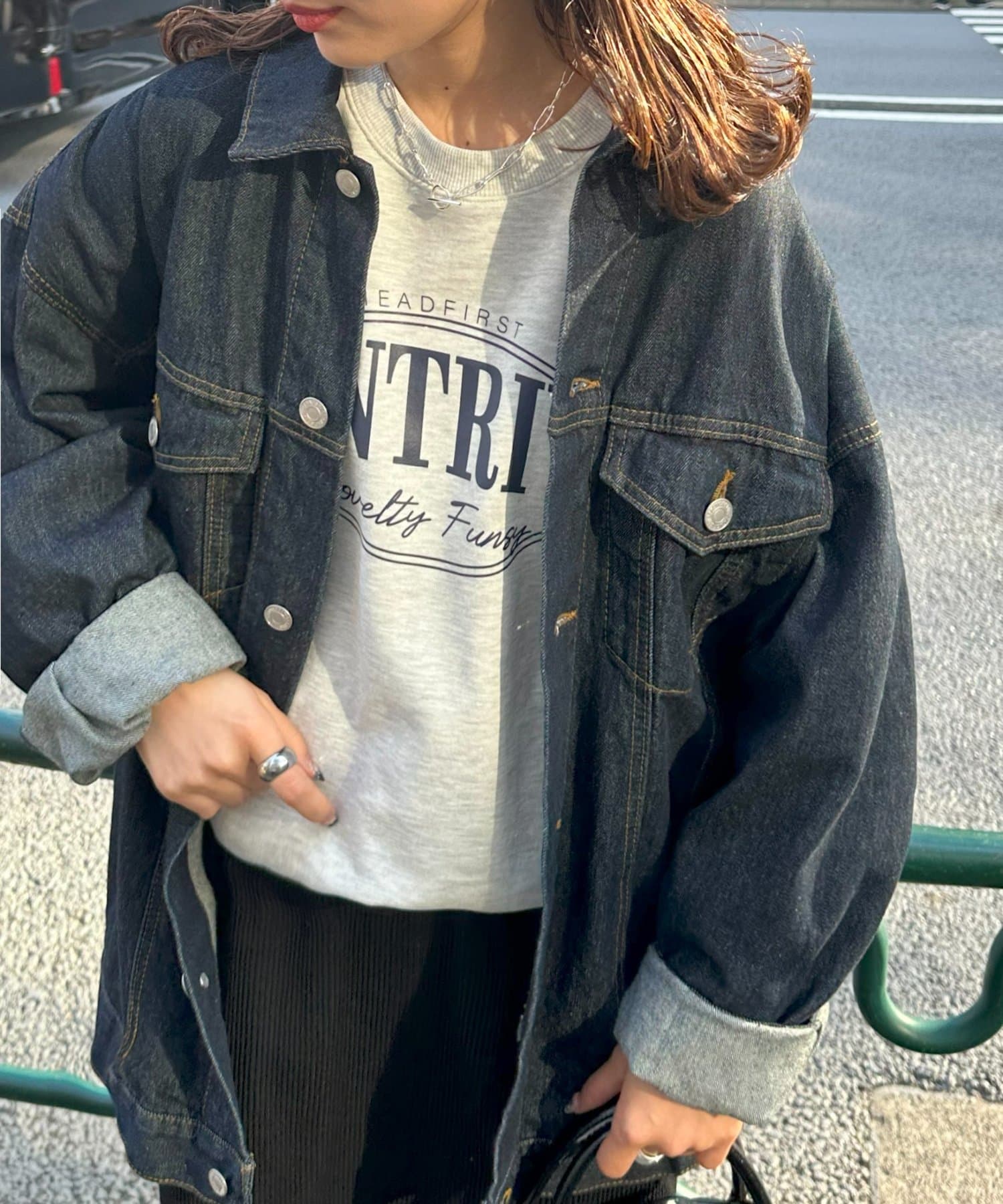 DISCOAT(ディスコート) 【WEB限定】オーバルロゴビッグスウェット