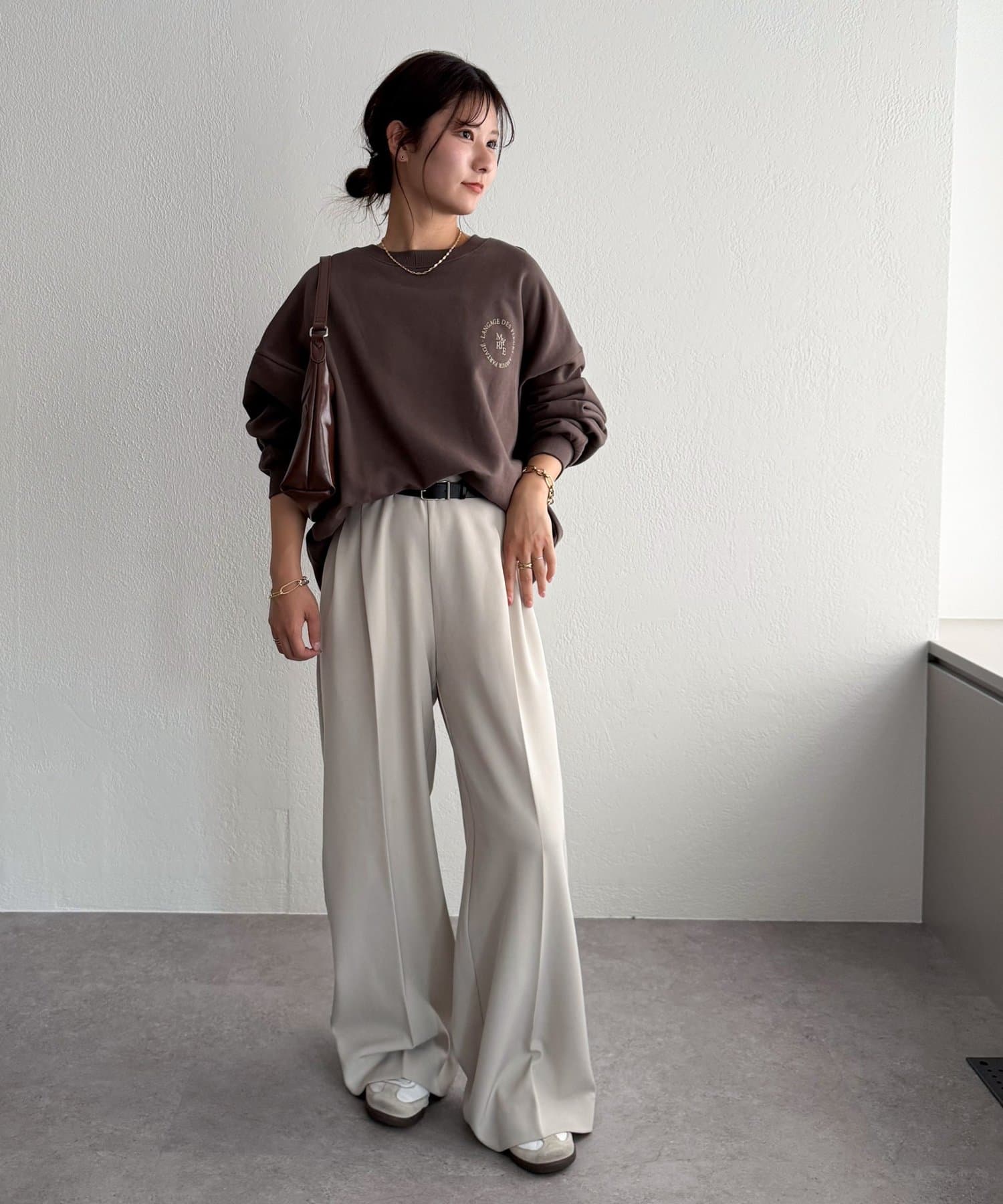 DISCOAT(ディスコート) 【WEB限定】ワンポイントロゴビッグスウェット