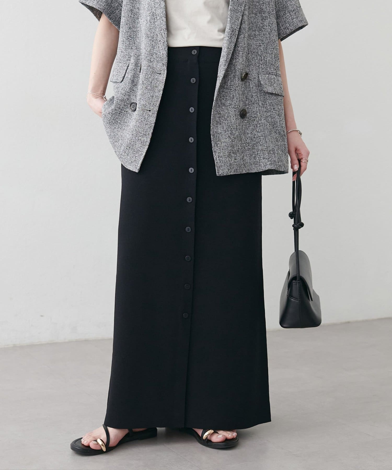 DISCOAT(ディスコート) 【Noka】接触冷感前ボタンニットナロースカート