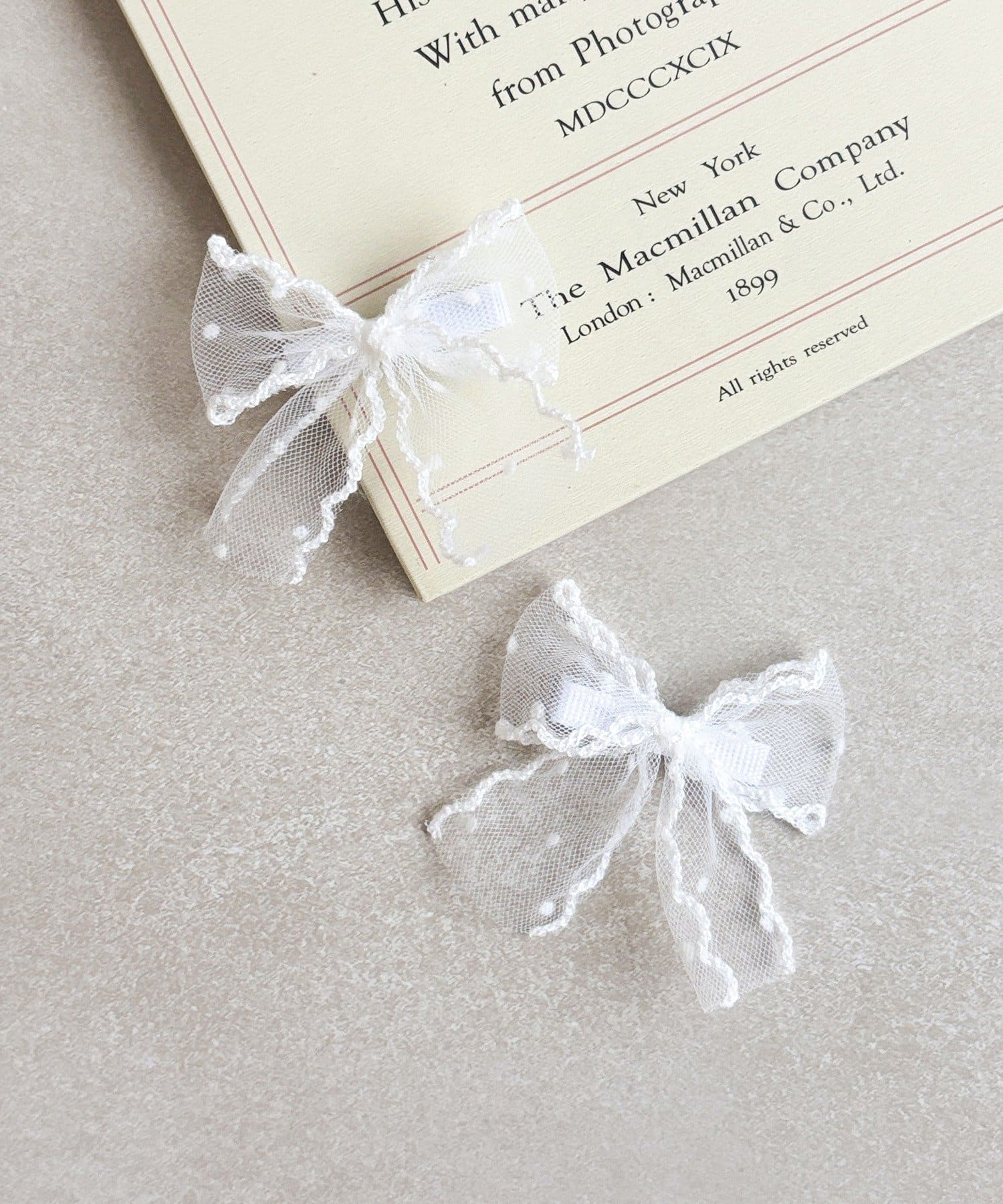 3COINS(スリーコインズ) ドットリボンクリップ2個セット