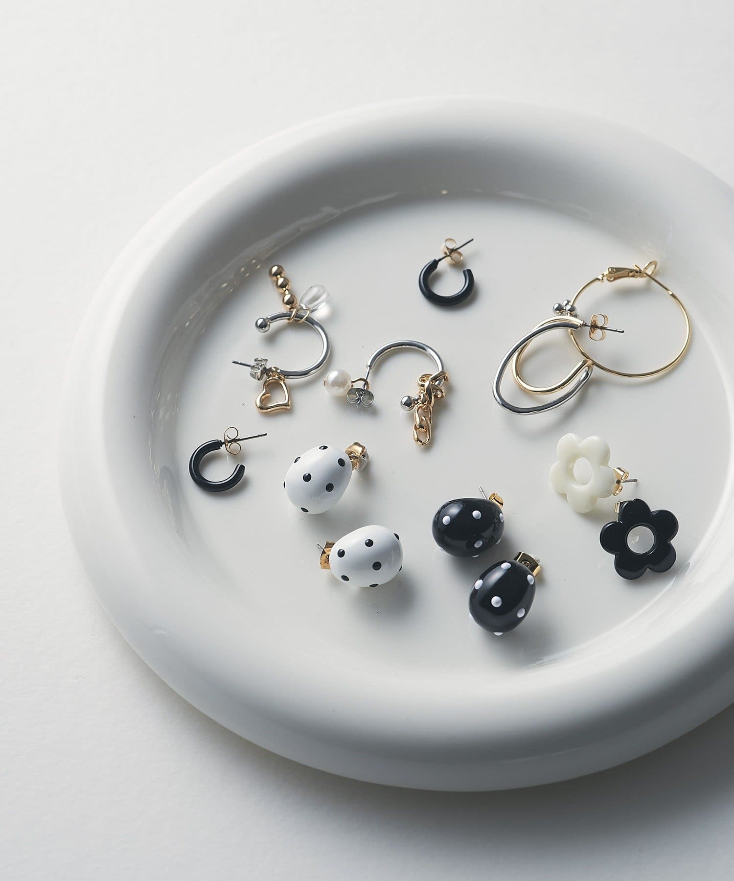 3COINS(スリーコインズ) じゃらじゃらフープピアス