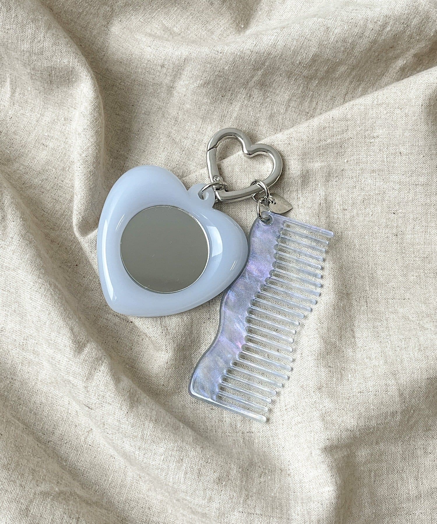 3COINS(スリーコインズ) ハートミラー&コームチャーム