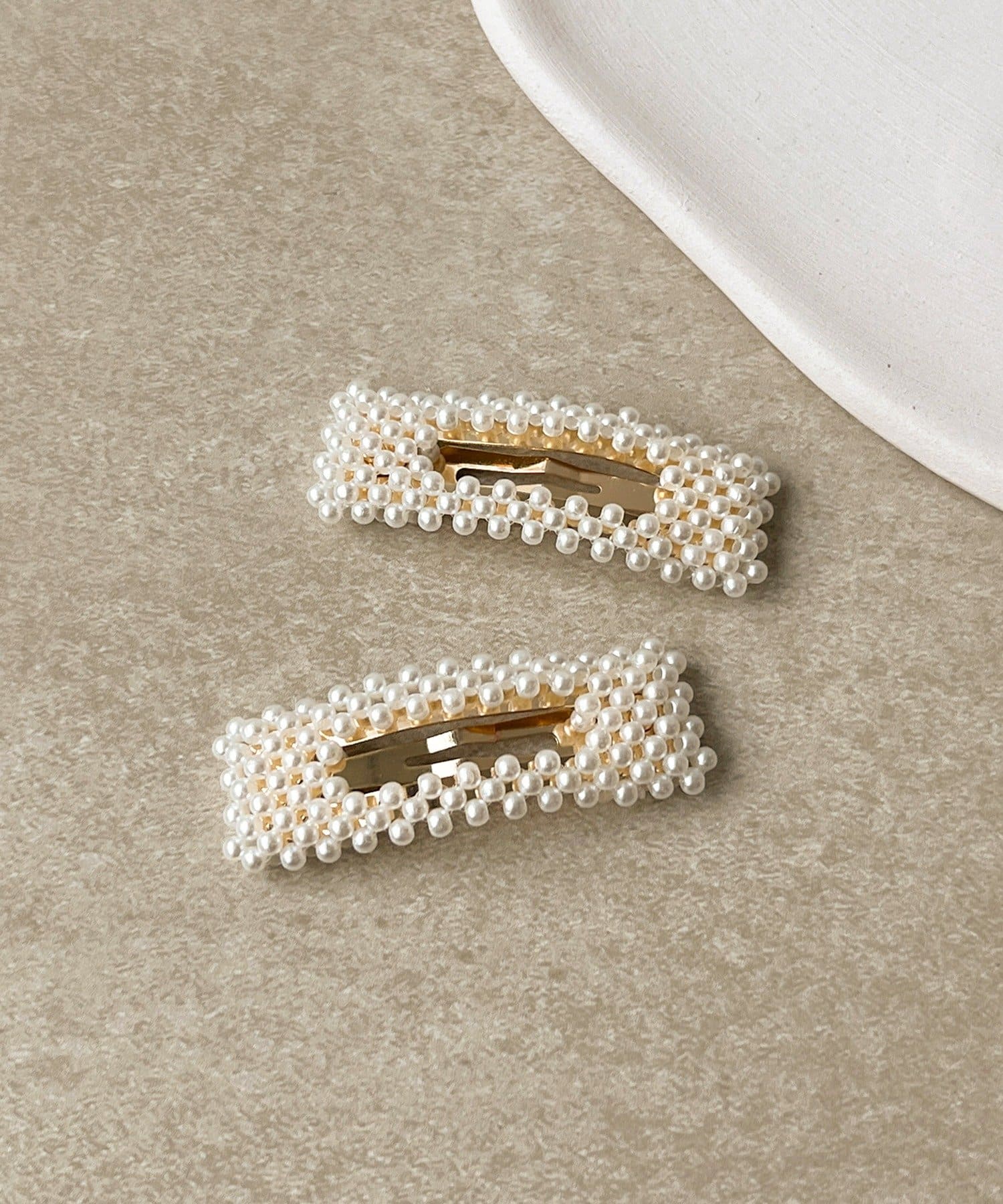 3COINS(スリーコインズ) パールミニパッチンピン2個セット