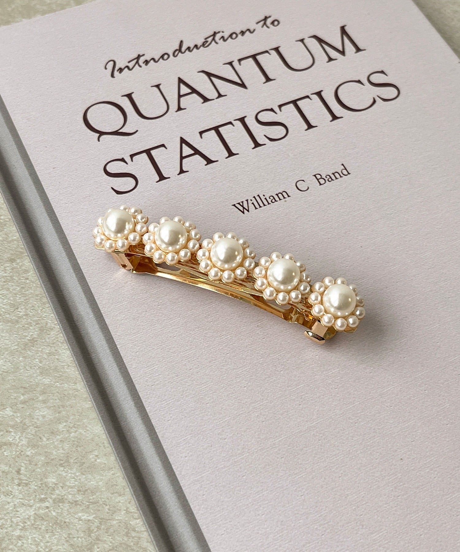 3COINS(スリーコインズ) パールバレッタ