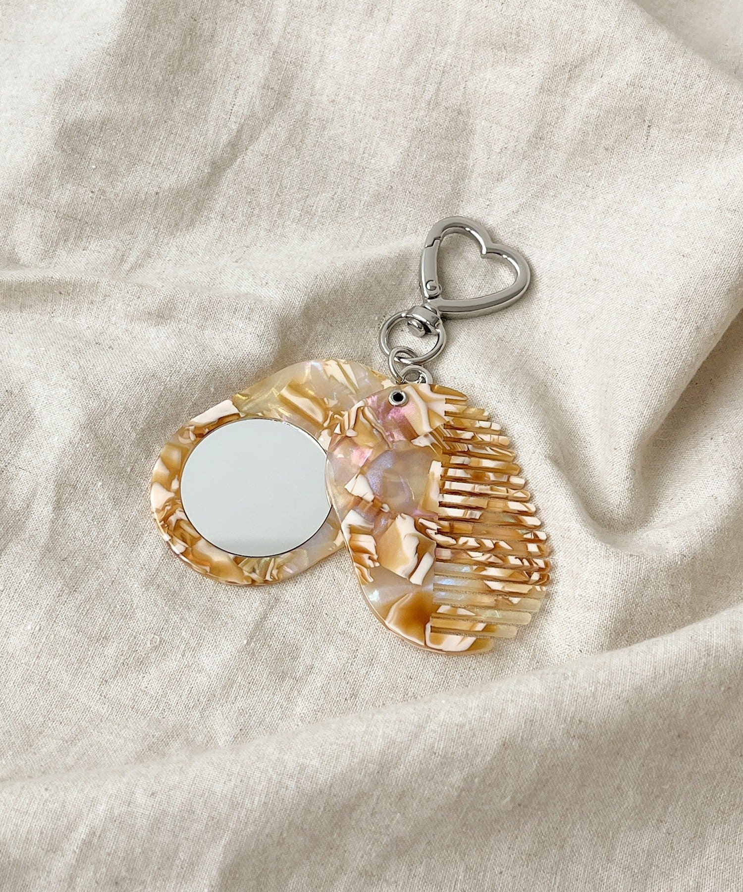 3COINS(スリーコインズ) スライドミラー&コームチャーム