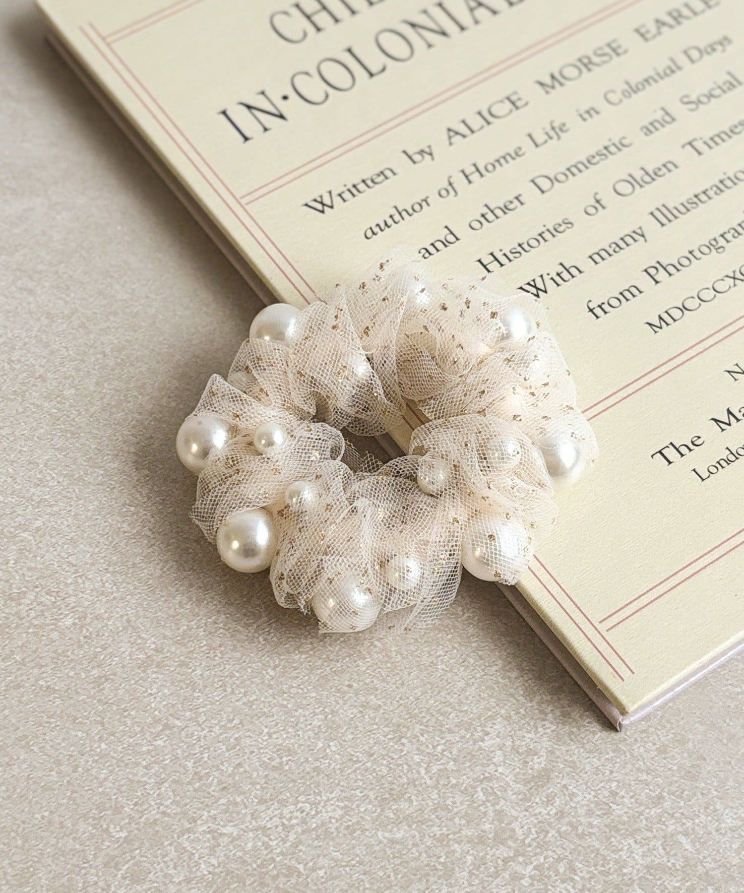 3COINS(スリーコインズ) ラメパールポニー