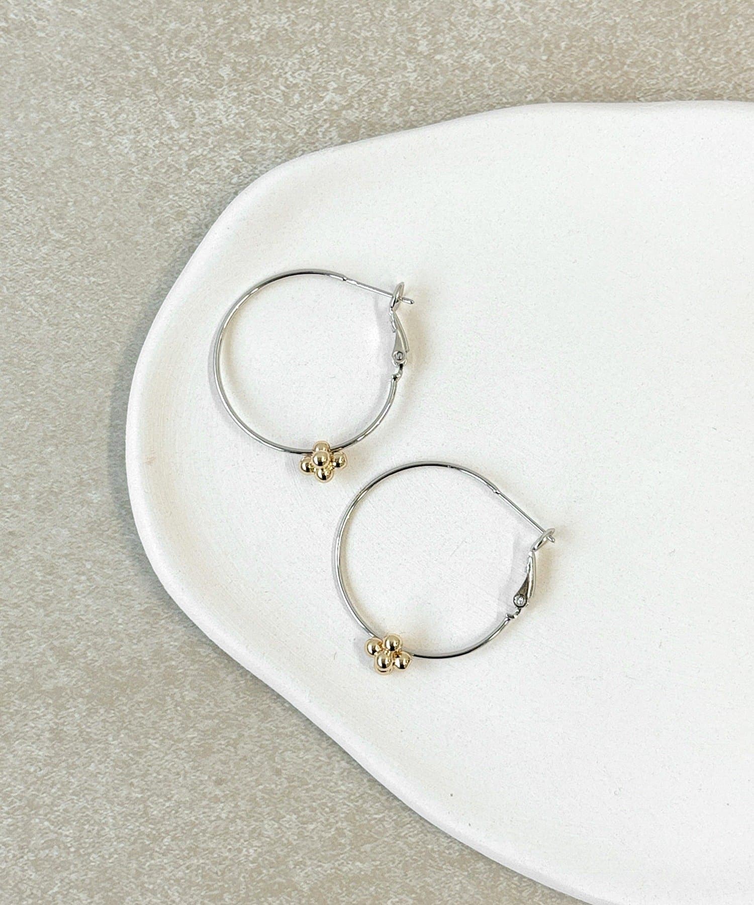 3COINS(スリーコインズ) ボールパーツ付フープピアス