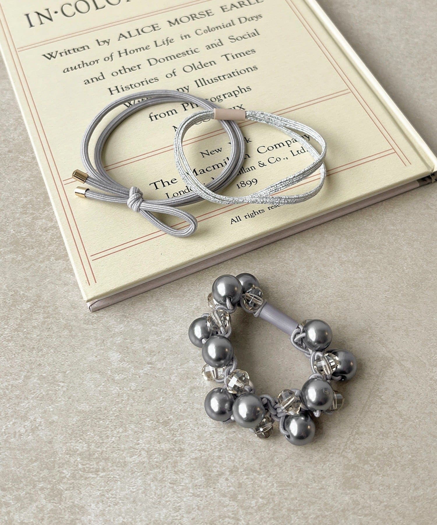 3COINS(スリーコインズ) パールラメポニー3個セット