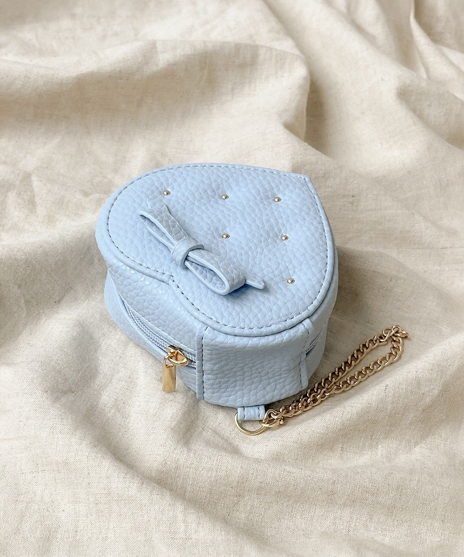 3COINS(スリーコインズ) チェーン付きハートポーチ