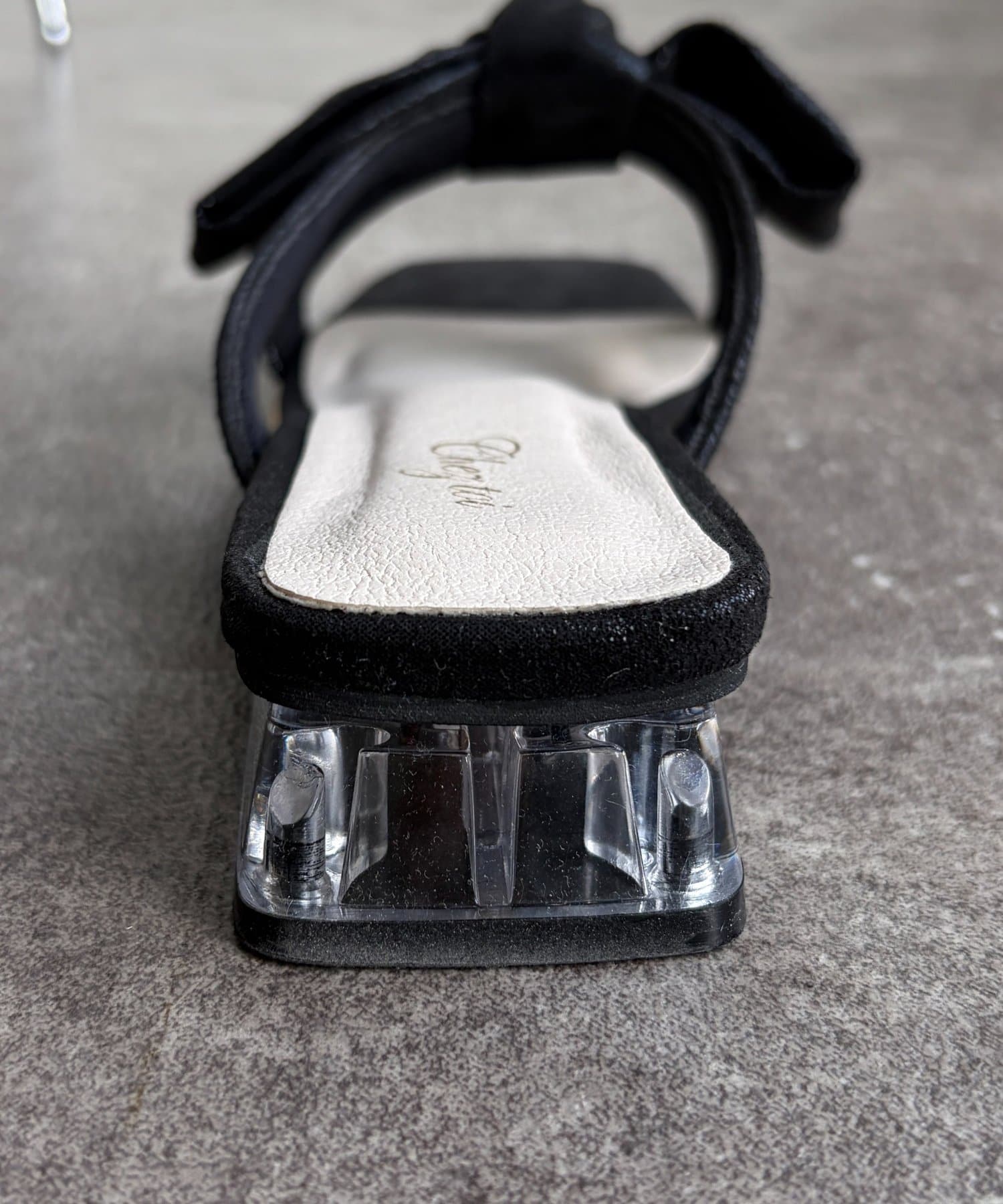 Chez toi(シェトワ) リボンミュールサンダル