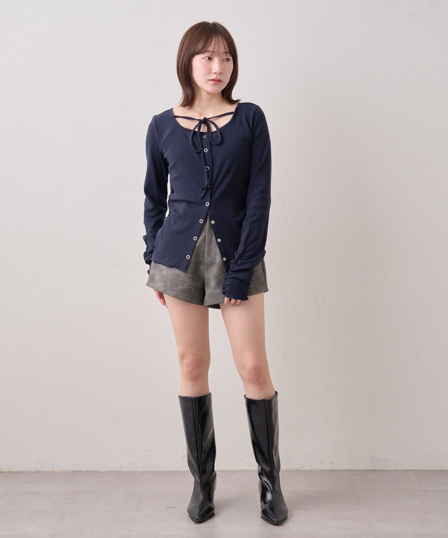 mline(エムライン) [mline]チョーカーボタントップス