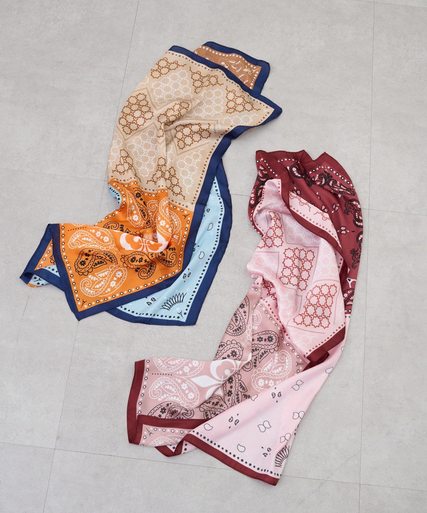 SHENERY(シーナリー) マルチパネルスカーフ