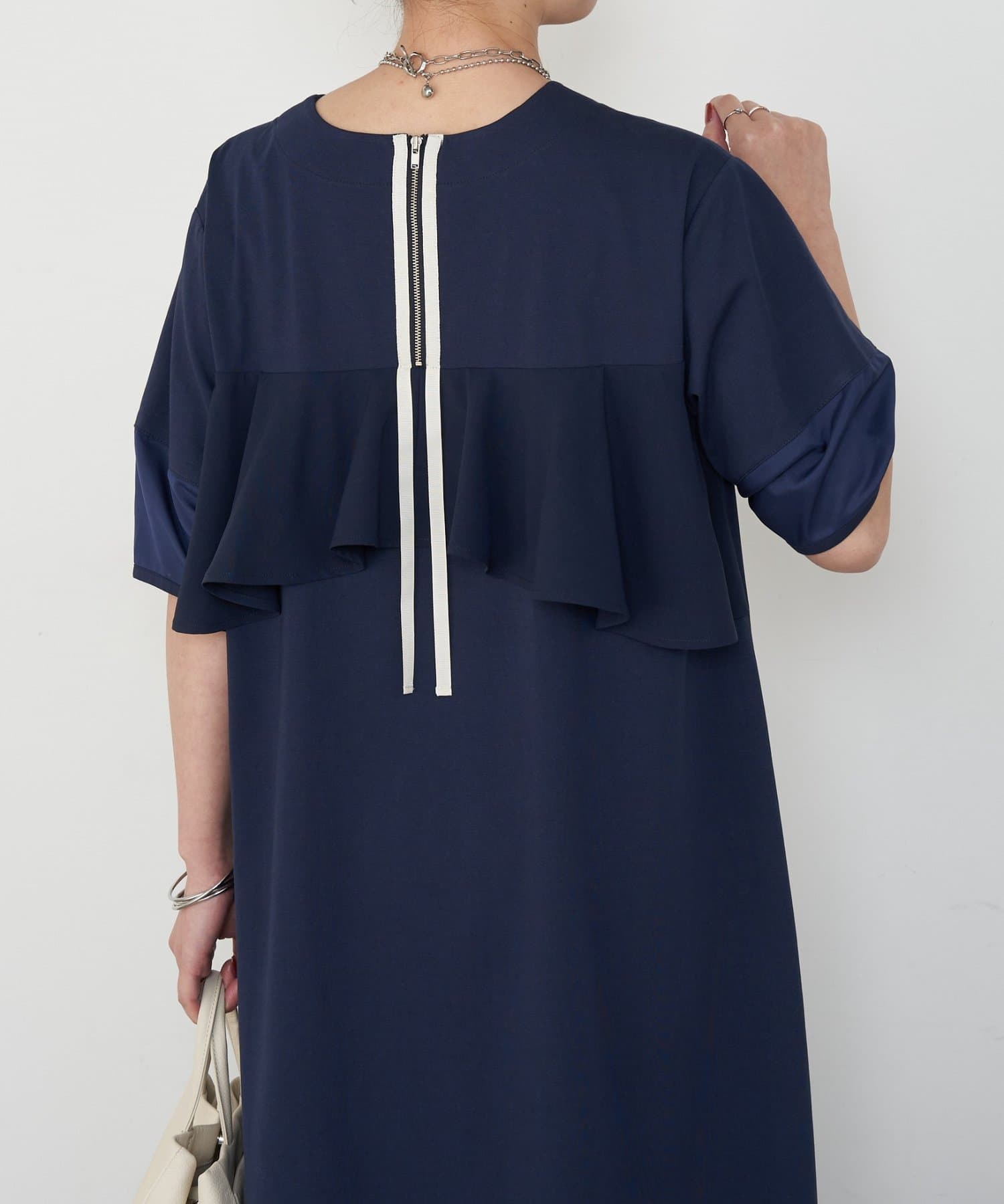 Jena　espace merveilleux(ジェナ　エスパスメルヴェイユ) バックラッフルワンピース