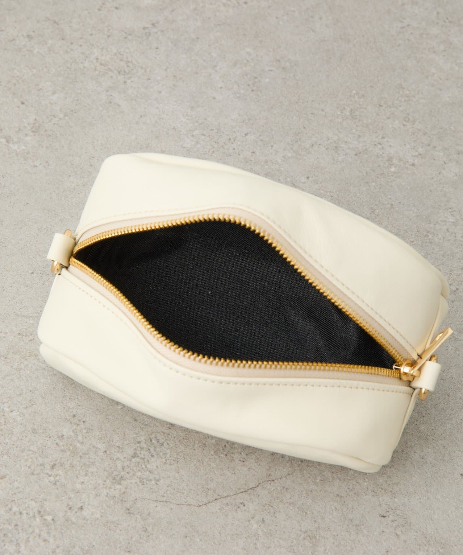 La boutique BonBon(ラブティックボンボン) 【オウレンティ】ミニショルダーバッグ