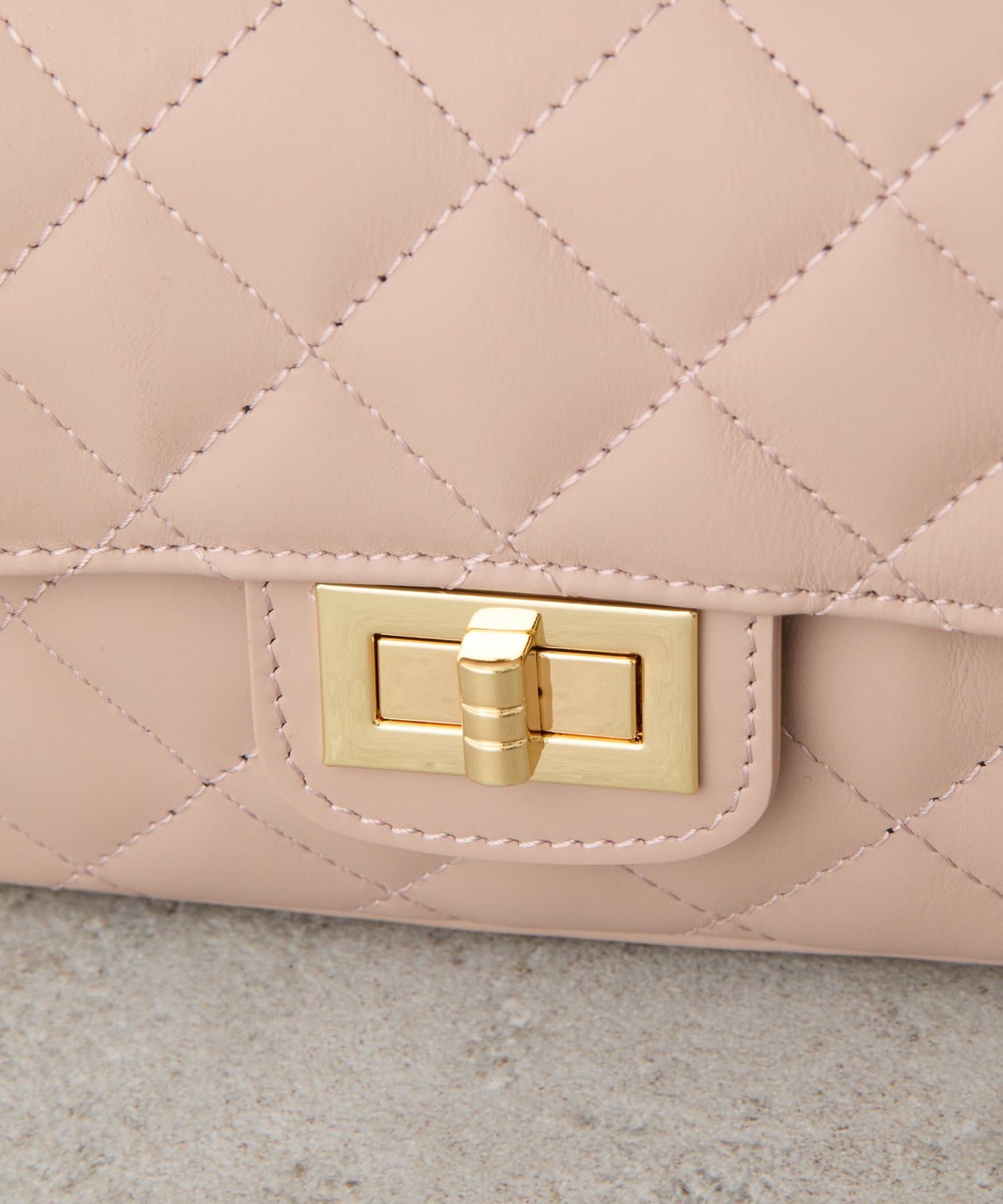 La boutique BonBon(ラブティックボンボン) オウレンティ/キルティングチェーンバッグ