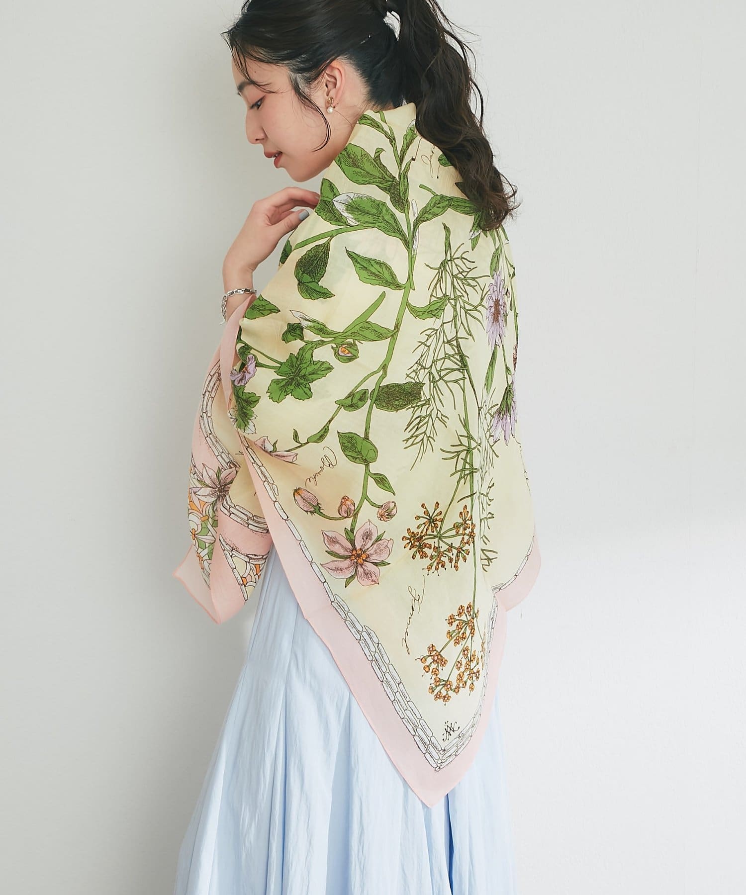 La boutique BonBon(ラブティックボンボン) マニプリ/インドストールハーバルガーデン