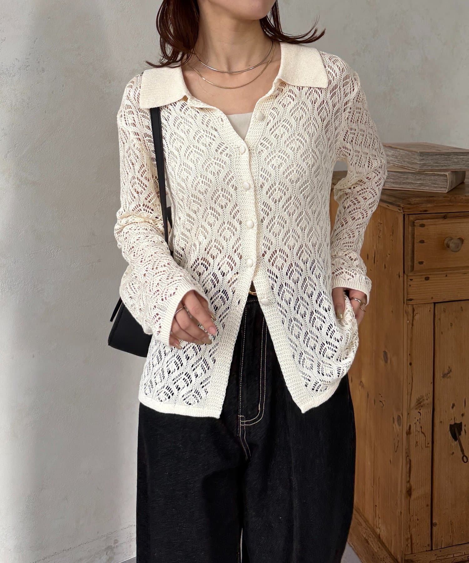 Thevon.(ゼヴォン) 透かし編み襟付きカーディガン