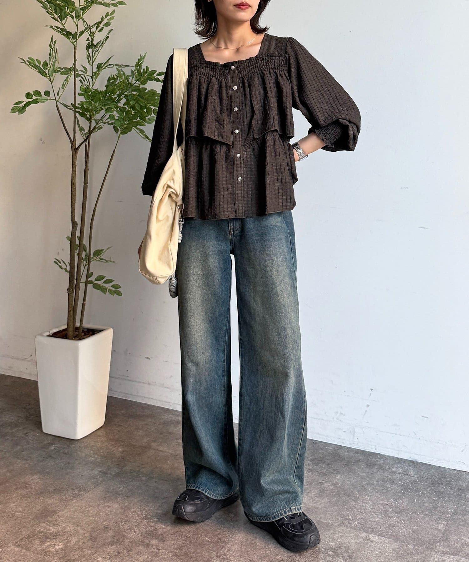 CPCM(シーピーシーエム) スクエアネックフリルプルオーバー