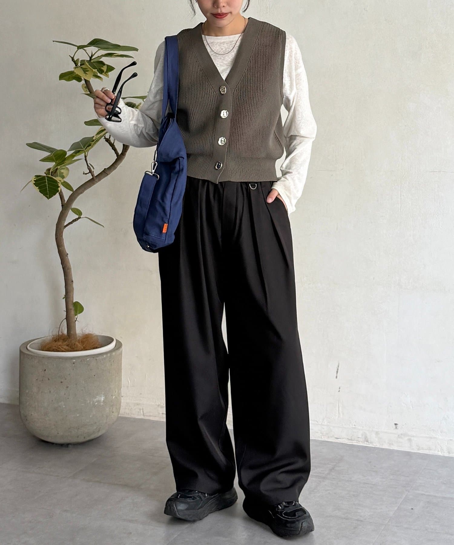 CPCM(シーピーシーエム) メタル釦コンパクトベスト