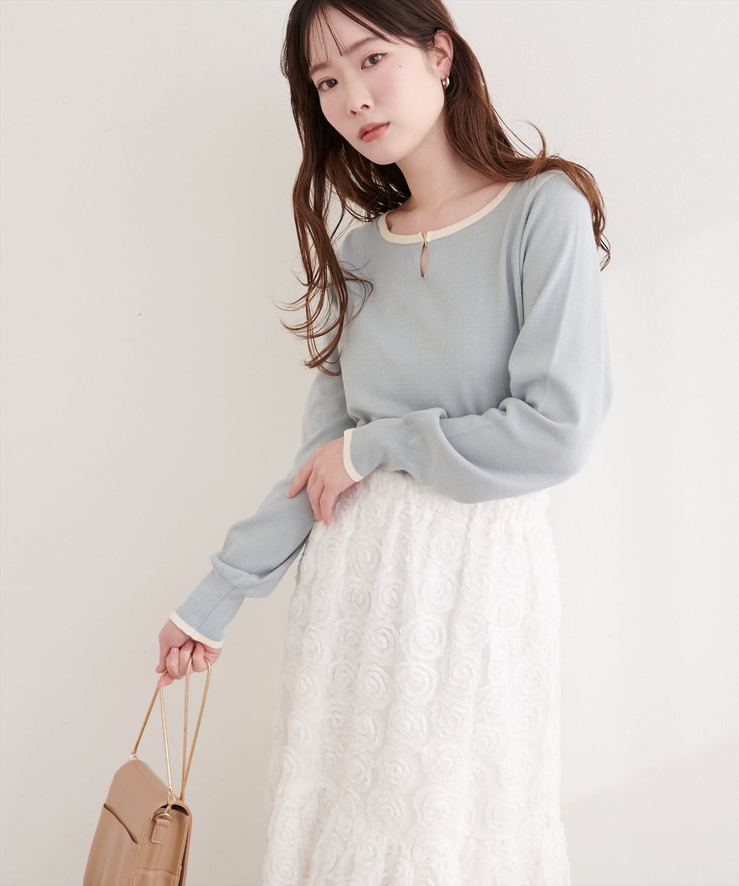 natural couture(ナチュラルクチュール) バー釦配色ニット