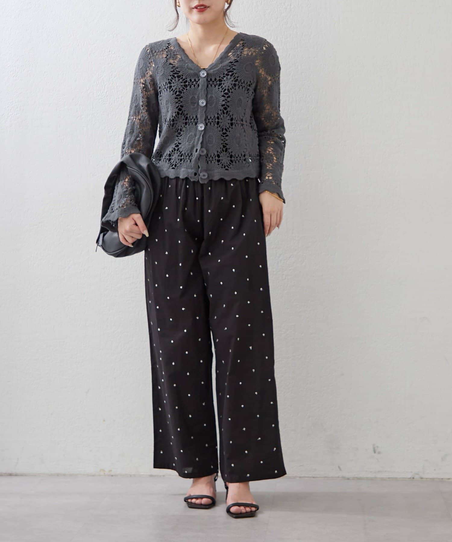 Remind me and forever(リマインドミーアンドフォーエバー) 【nane】ドット柄刺繍パンツ