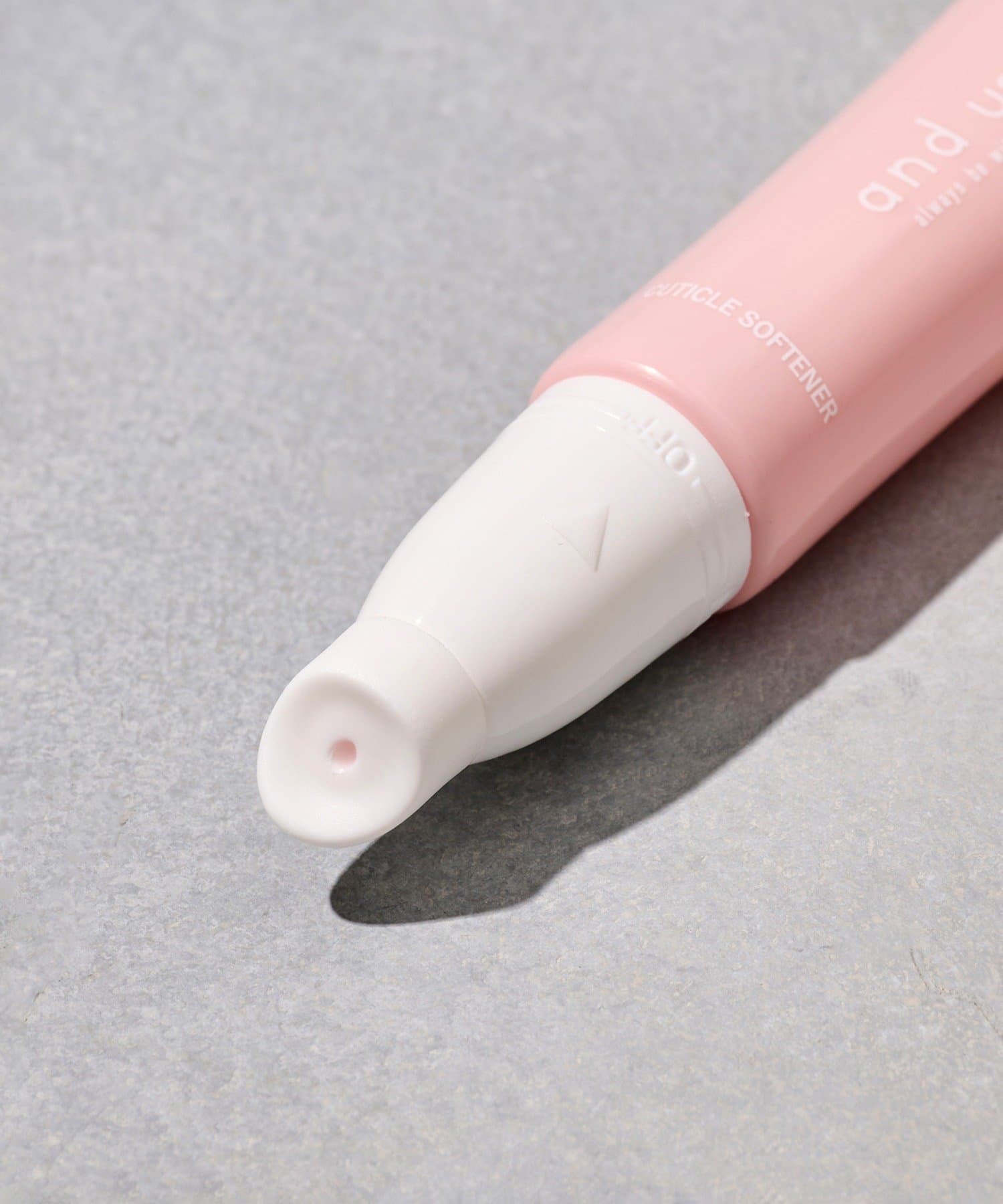 3COINS(スリーコインズ) キューティクルソフトナー／and us