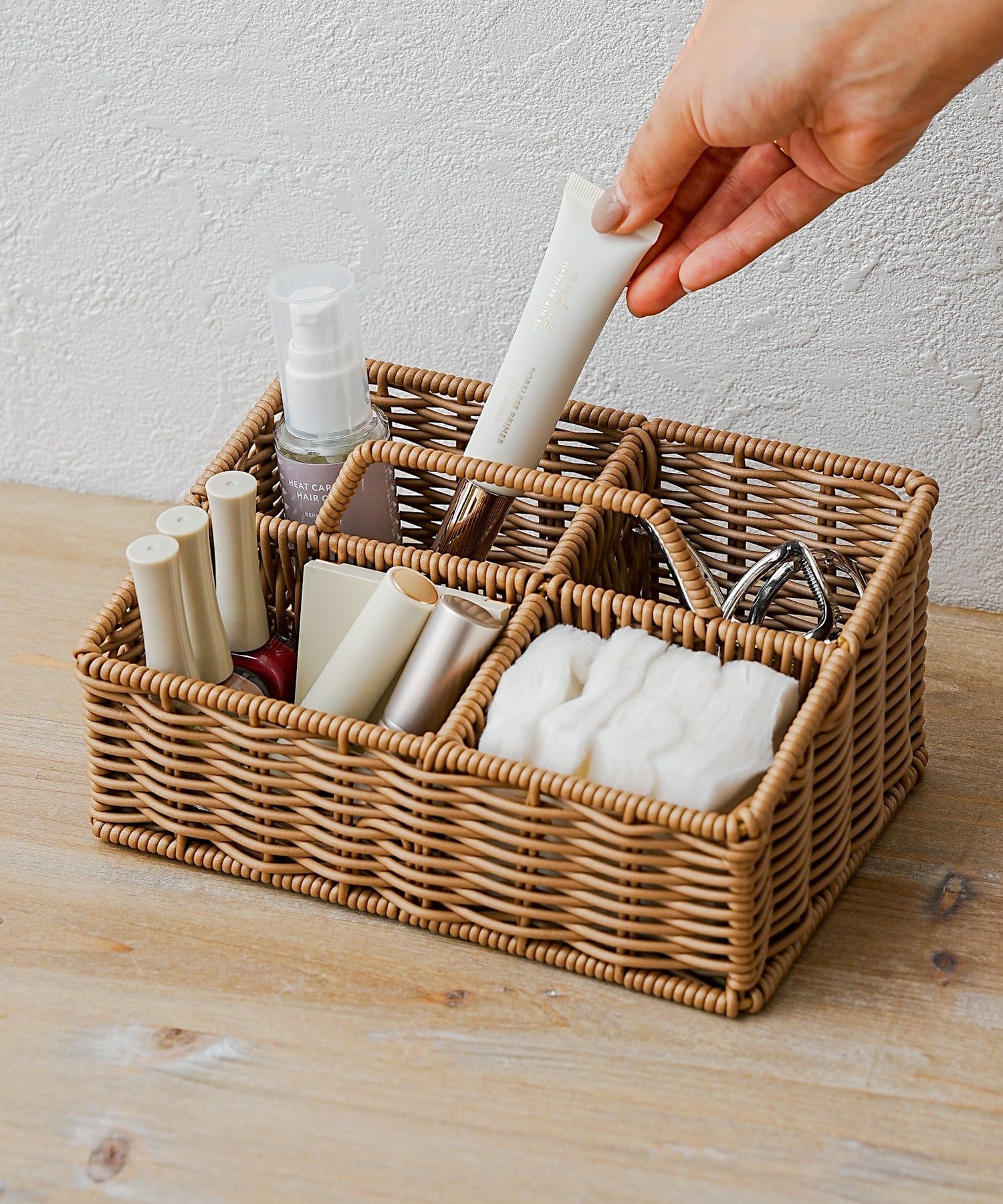 3COINS(スリーコインズ) PPラタン取っ手付きメイクボックス／and us