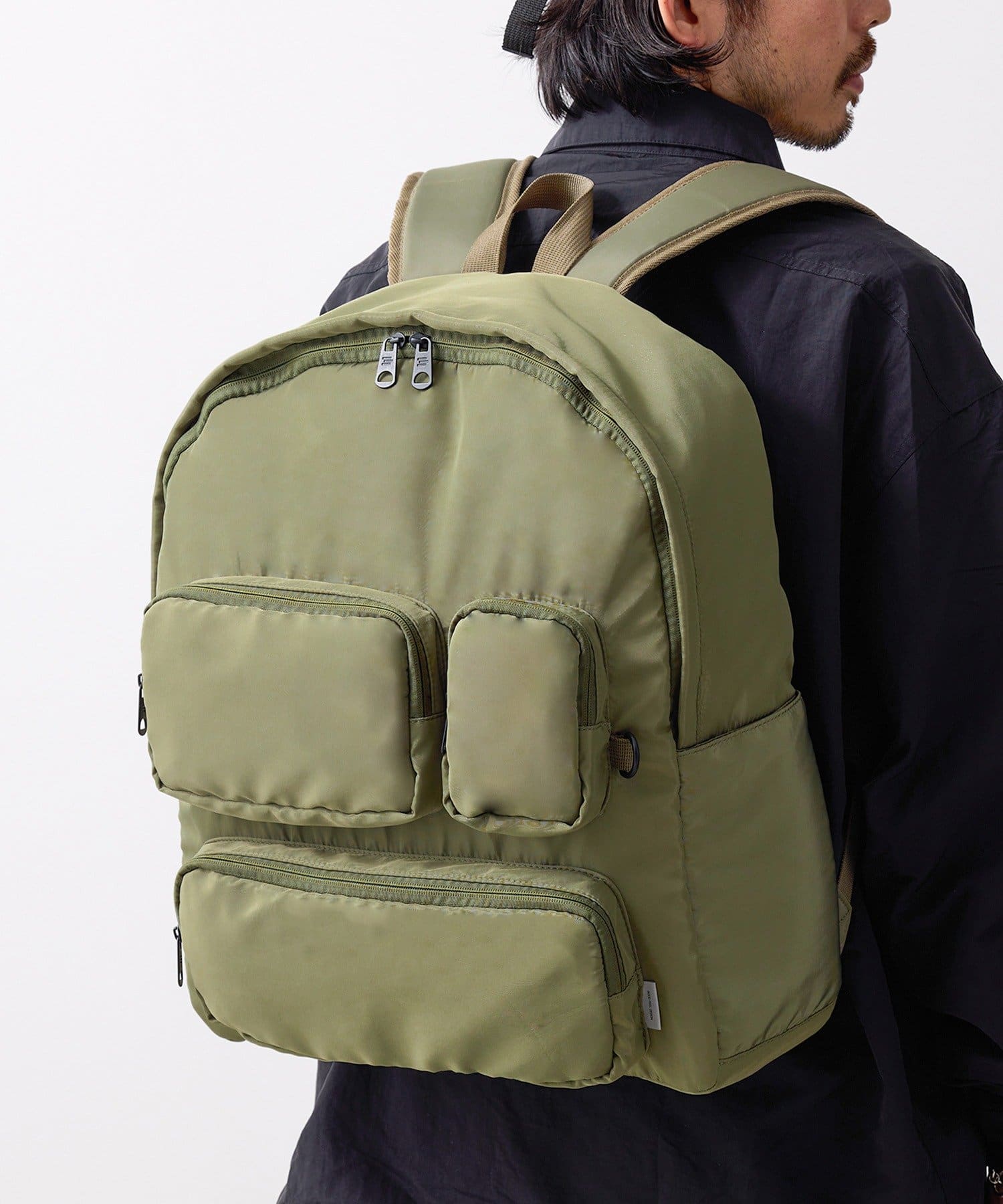 3COINS(スリーコインズ) 《2月10日より順次販売》アーバンドリフト3ポケットビッグデイバッグ