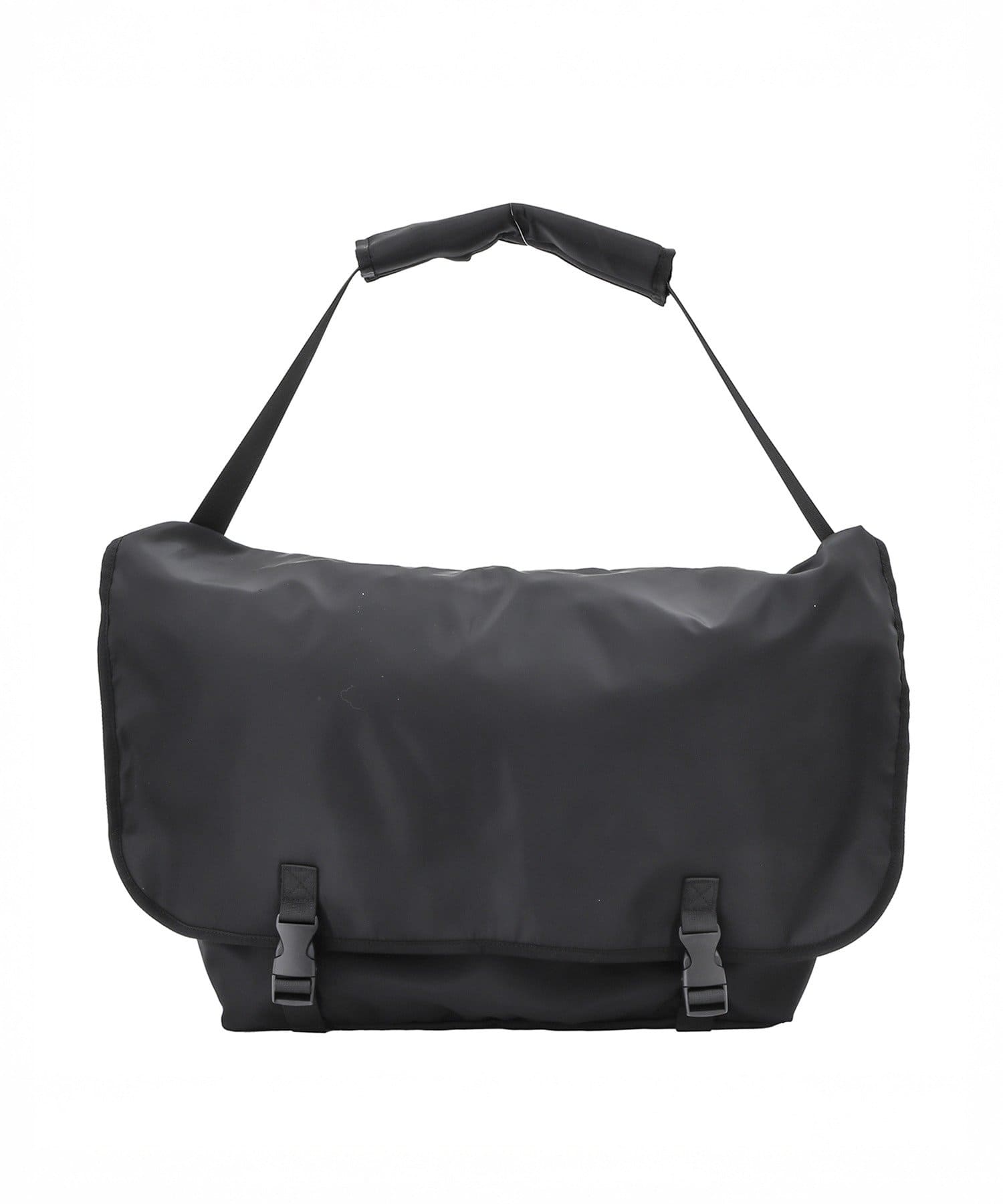 3COINS(スリーコインズ) アーバンドリフトメッセンジャーバッグ