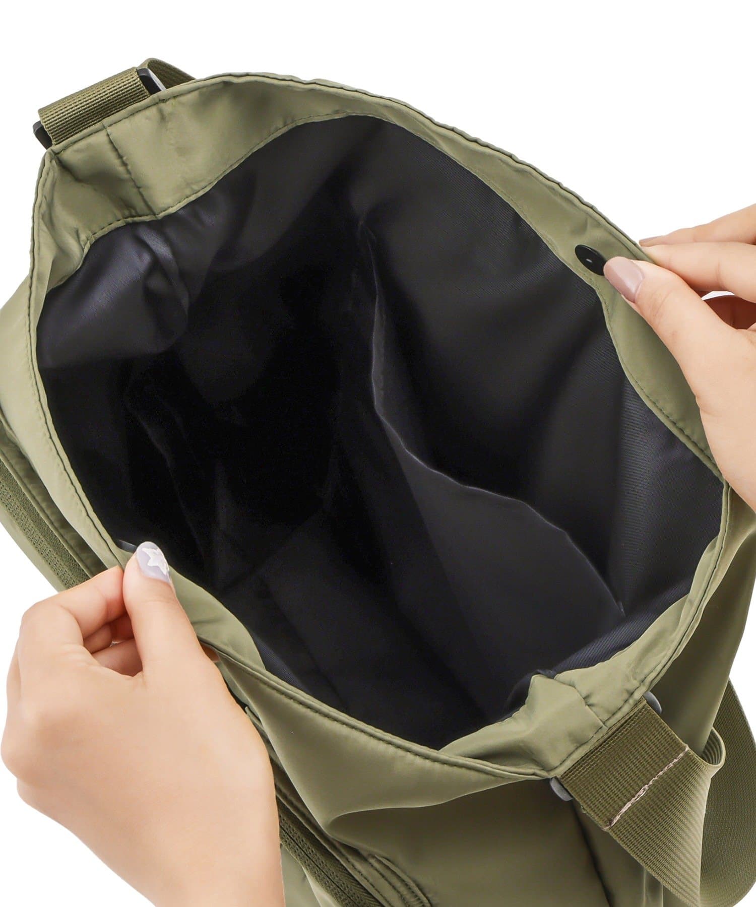 3COINS(スリーコインズ) アーバンドリフト3ポケットショルダーバッグ