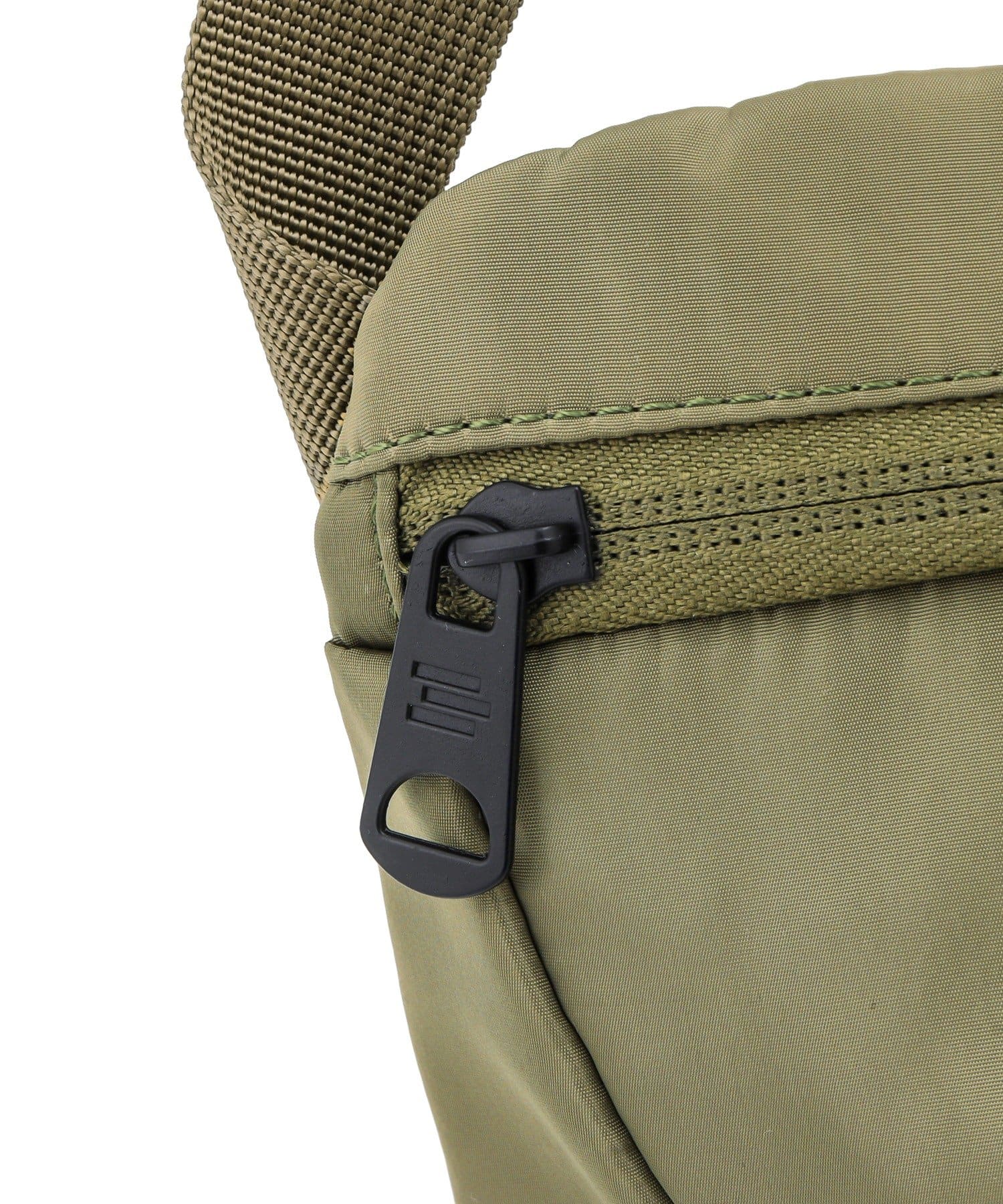 3COINS(スリーコインズ) アーバンドリフトミニショルダーバッグ