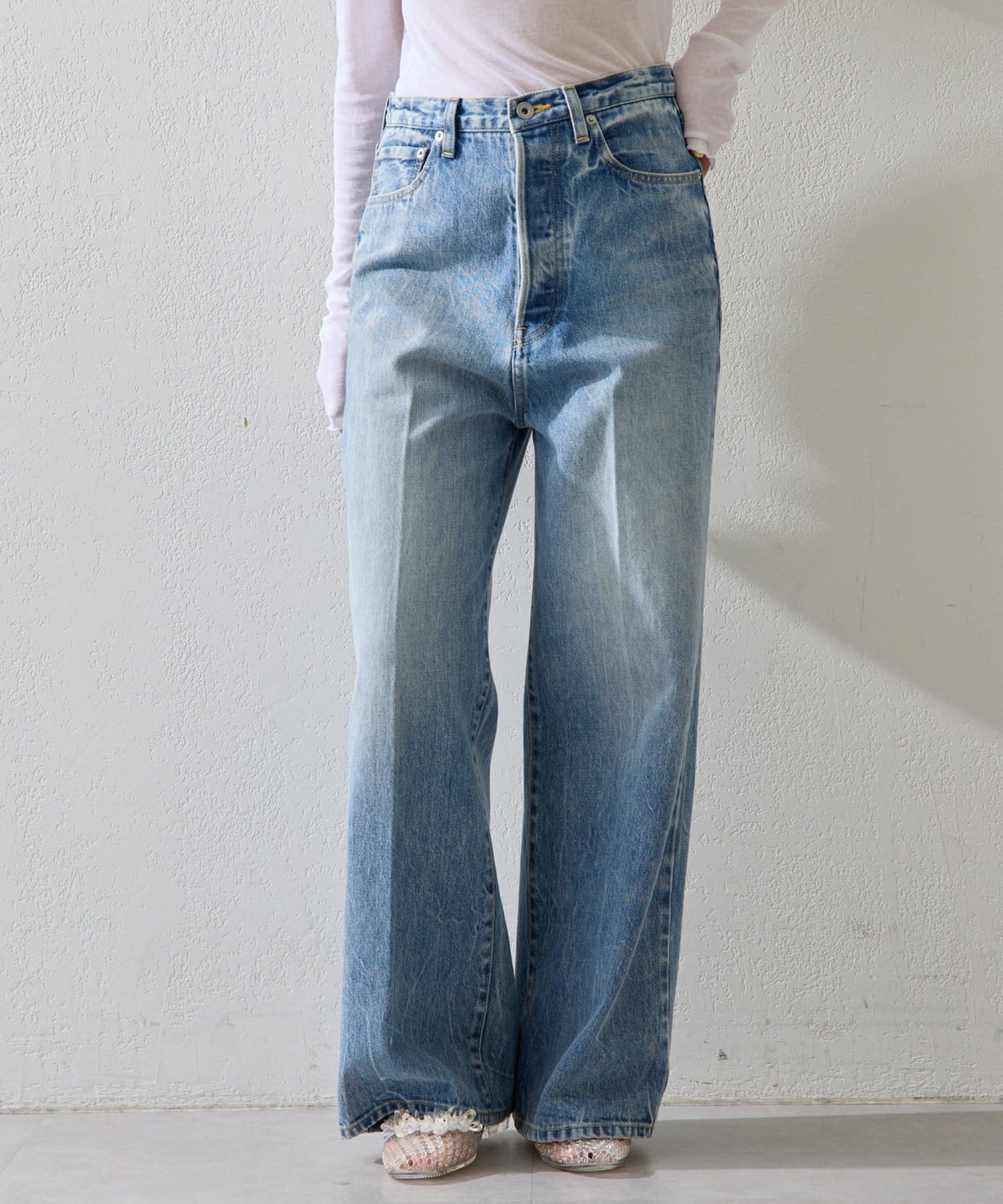 Whim Gazette(ウィム ガゼット) ストレートデニム