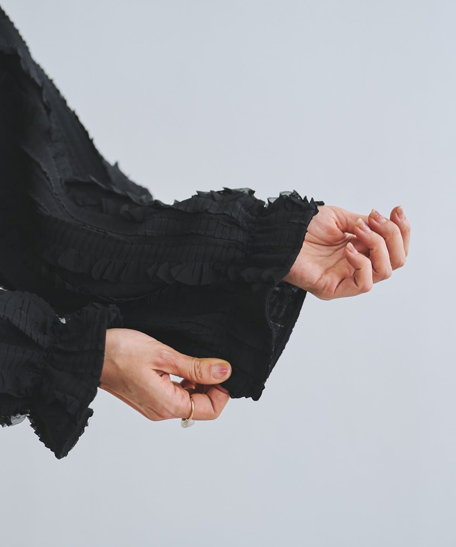 BEARDSLEY(ビアズリー) フリフリジャガードプルオーバー