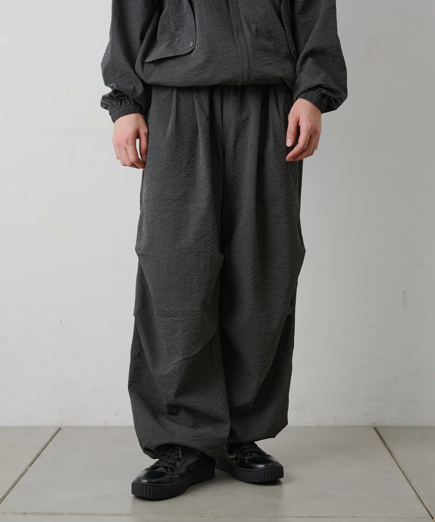 COLONY 2139(コロニー トゥーワンスリーナイン) 【セットアップ対応】ペーパーサッカーワイドパラシュートパンツ