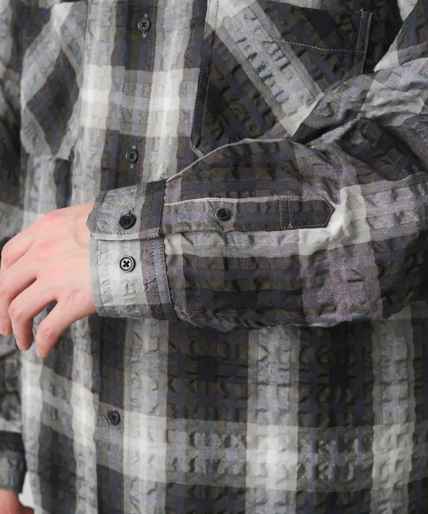 COLONY 2139(コロニー トゥーワンスリーナイン) チェックサッカー長袖シャツ