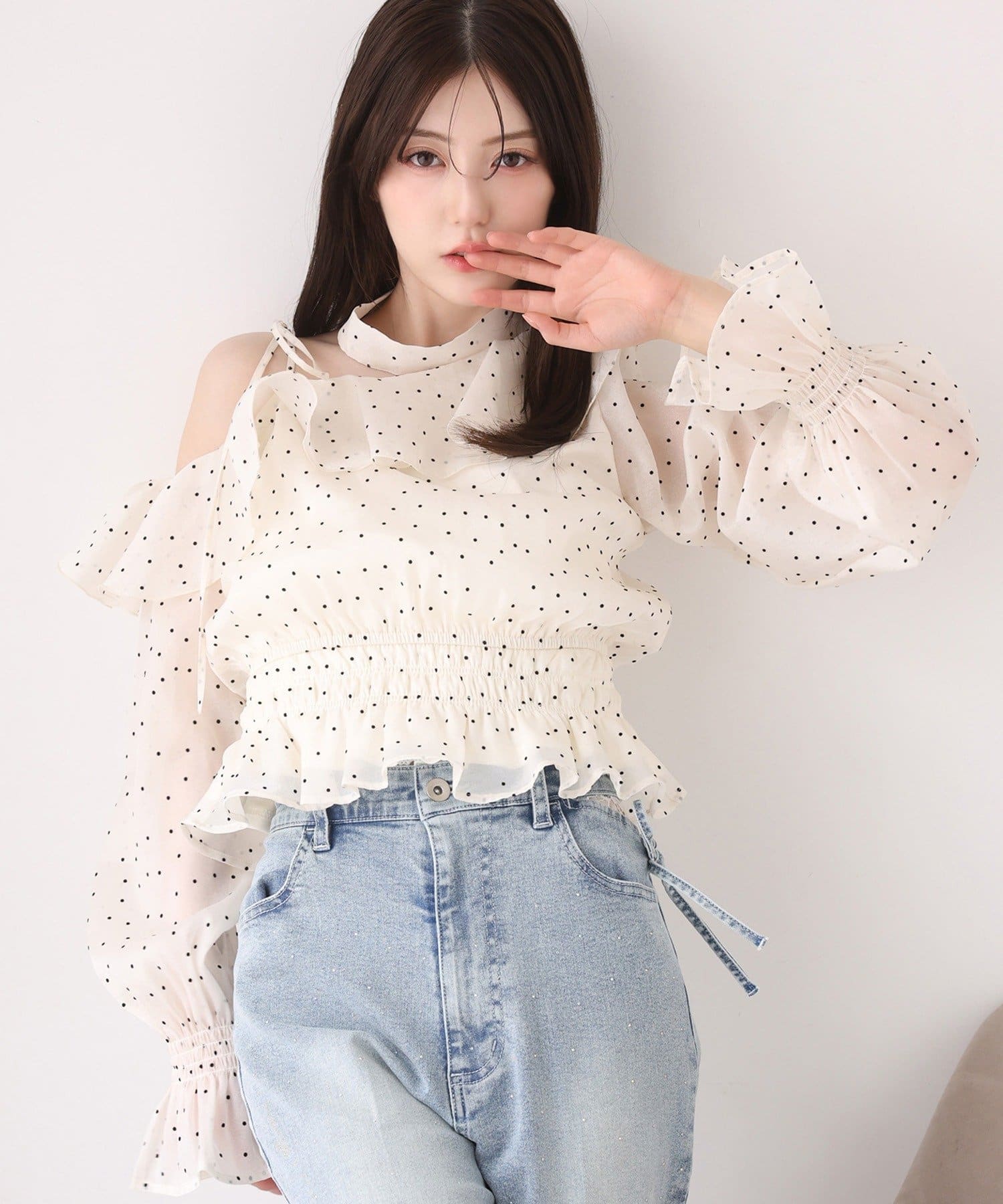 one after another NICE CLAUP(ワンアフターアナザー ナイスクラップ) 2WAYワンショルブラウス